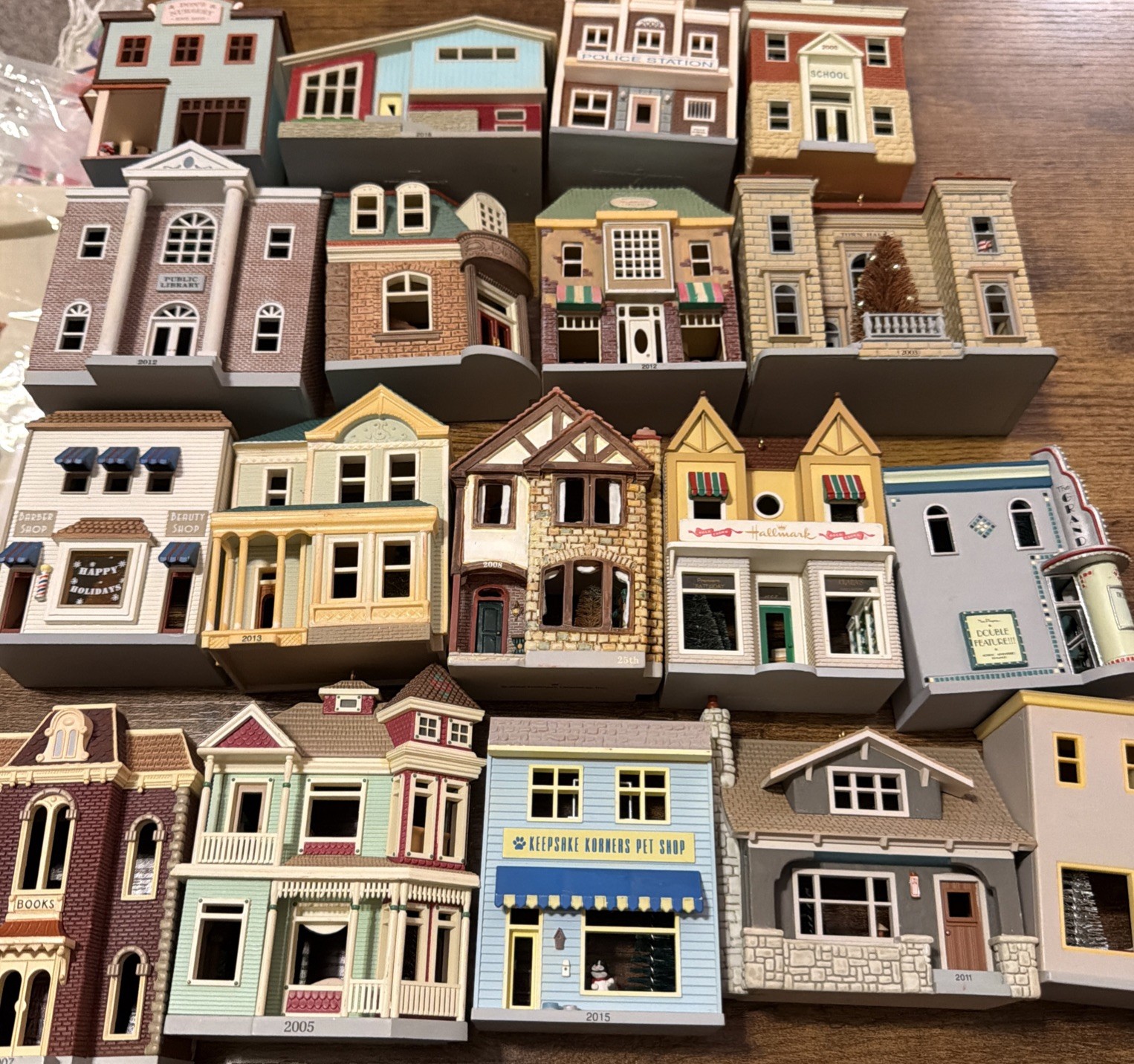 Hallmark Nostalgic Houses and Shops Keepsake Christmas Ornaments VTG Lot of 19