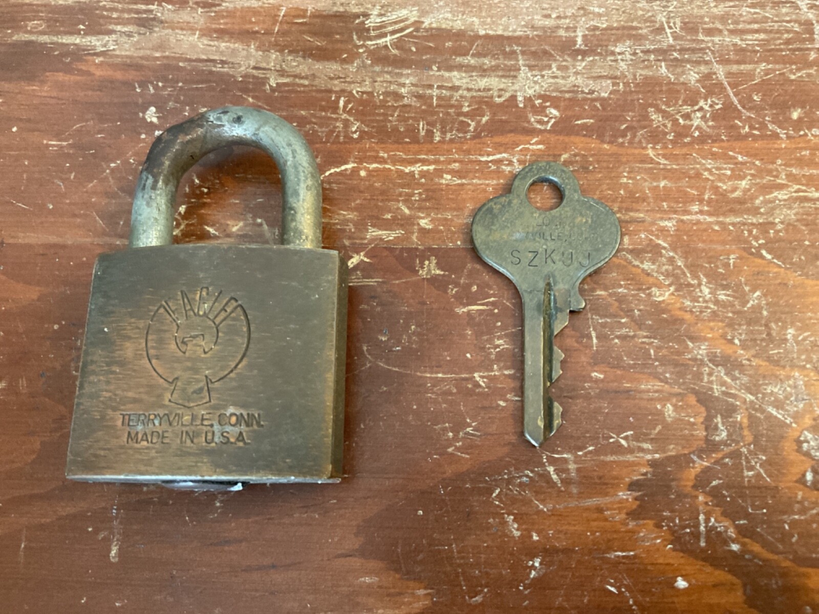 Eagle Lock Co Terryville Conn Brass Padlock  2.25” Tall x 1.5” Wide #Szkuj
