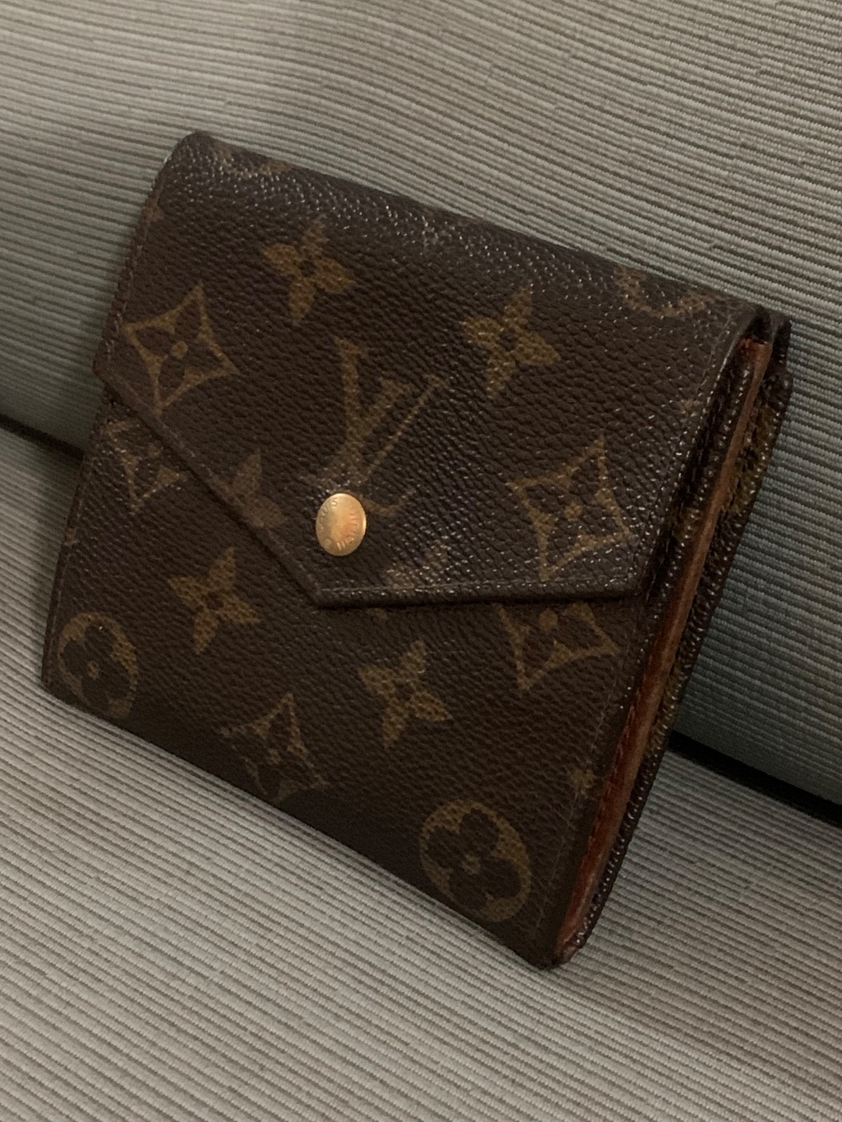 Authentic Vintage Louis Vuitton Monogram Elise Trifold Wallet  