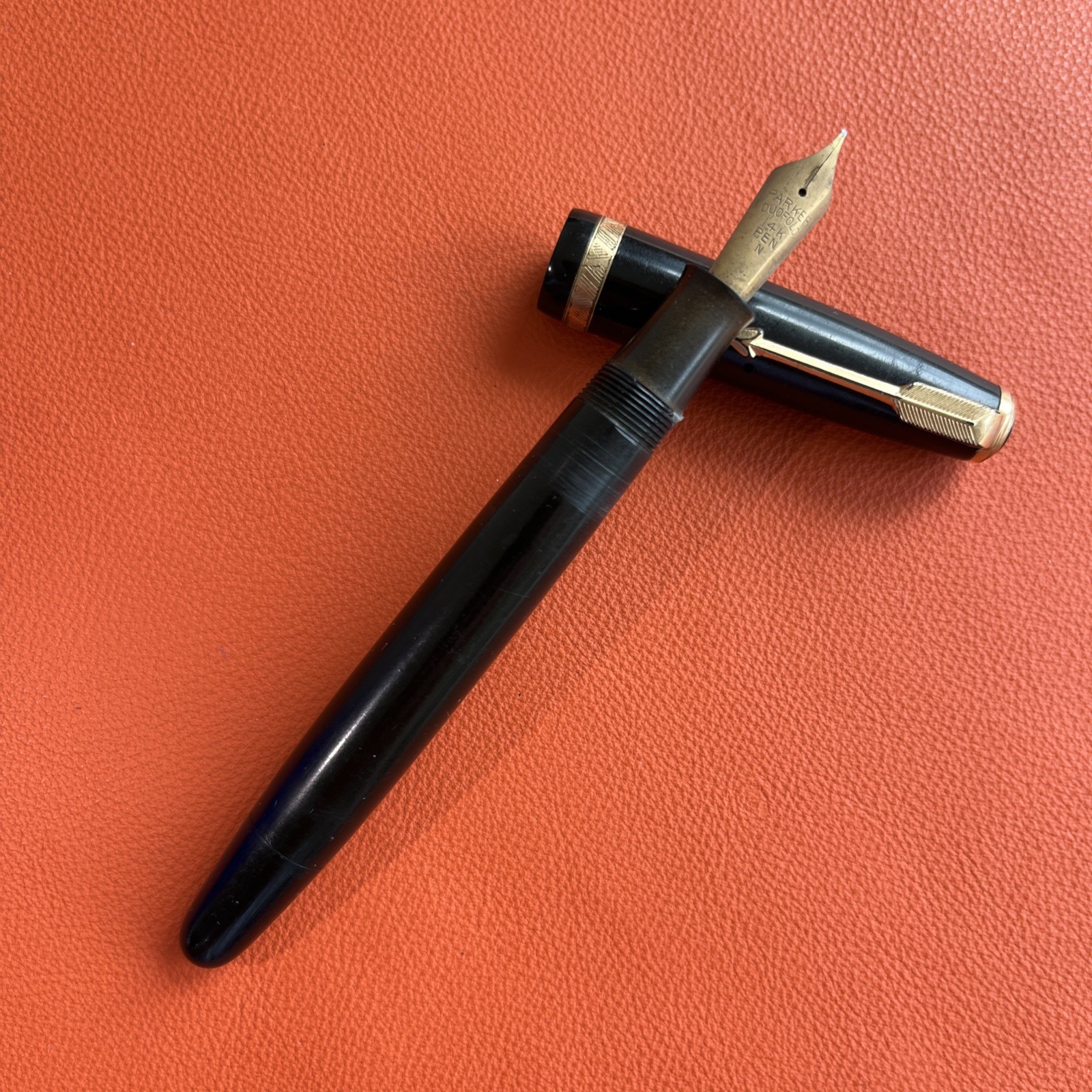 Parker Duofold Fountain Pen 14K Gold Nib Black Button Filler USA Vintage
