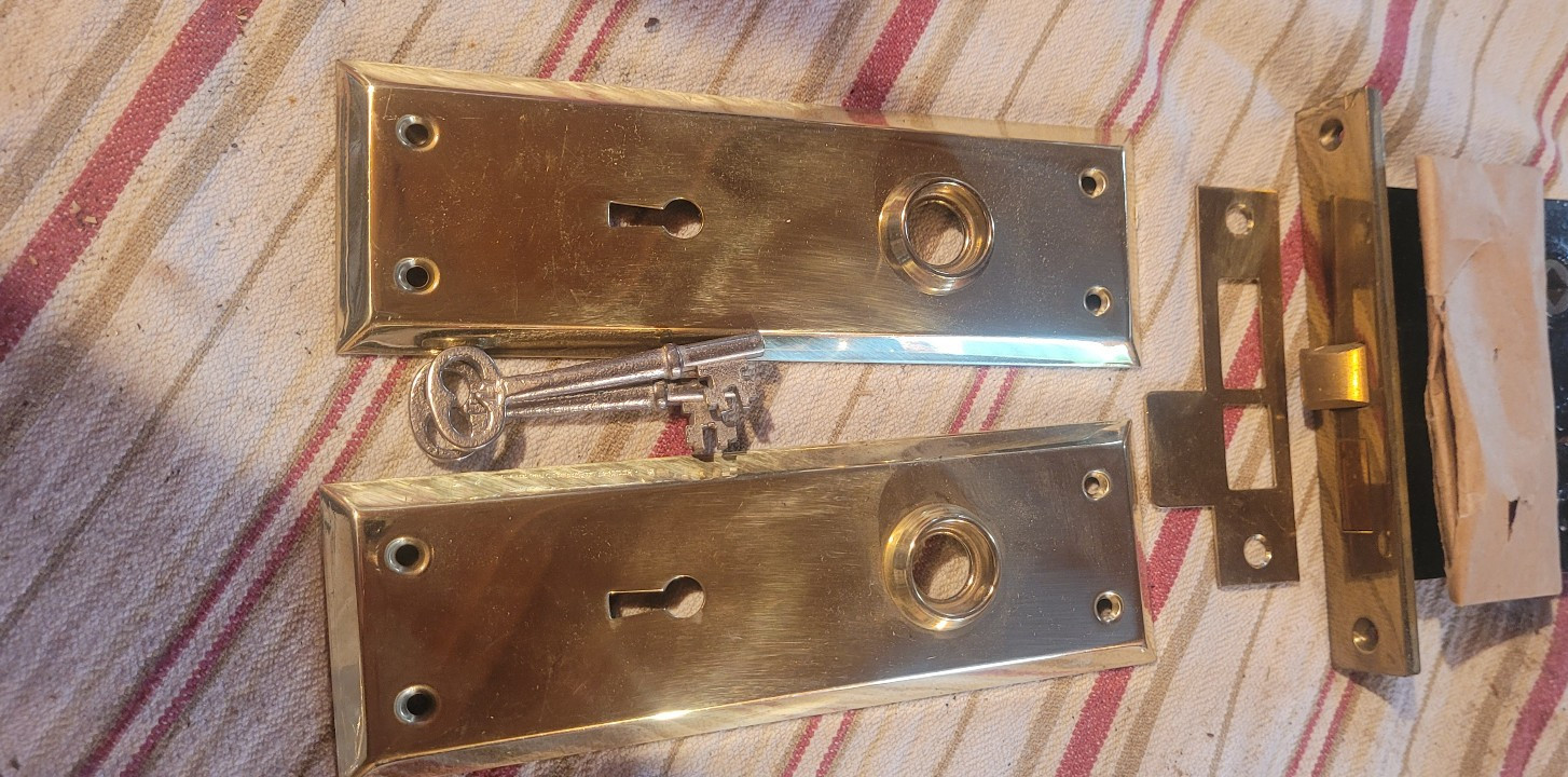 NOS Vintage Skillman Door Mortise brass plates no knobs set w/2 skeleton keys
