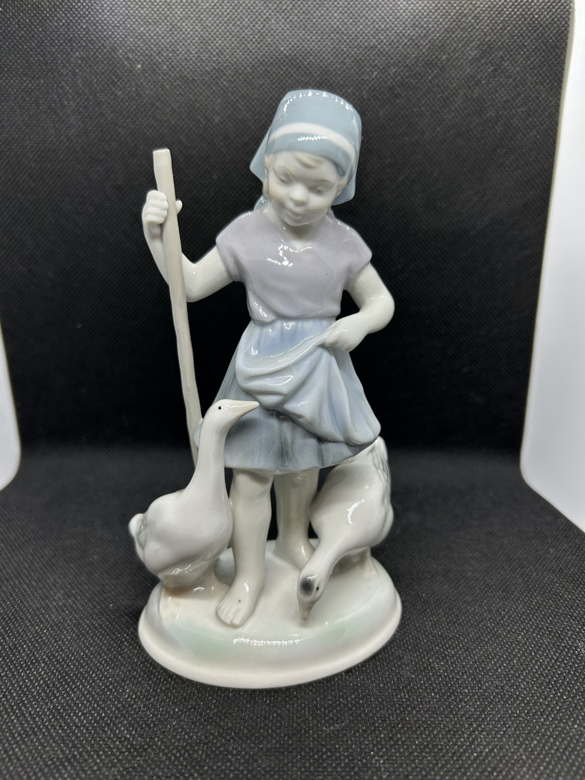 Vintage Metzler & Ortloff Germany Girl w/ Duck Porcelain Figurine. East Germany.