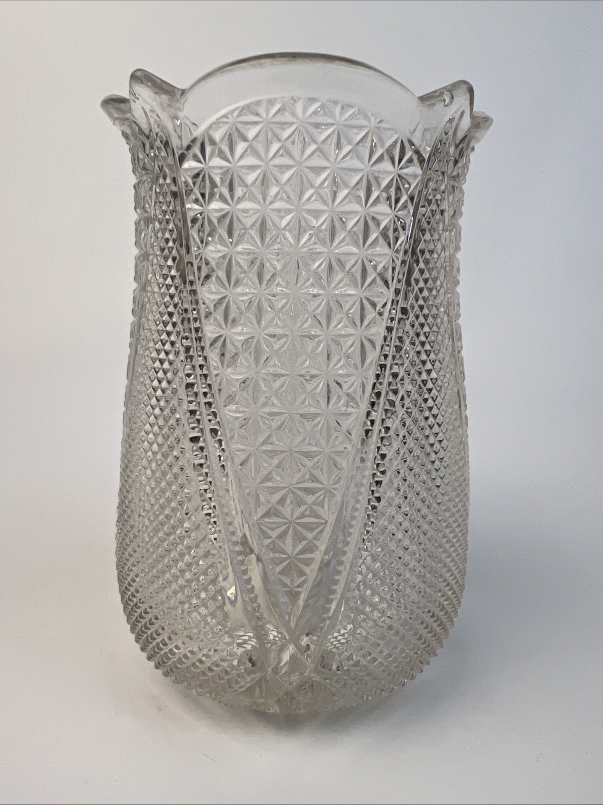 Antique Heisey  Fandango Celery Vase 6.25
