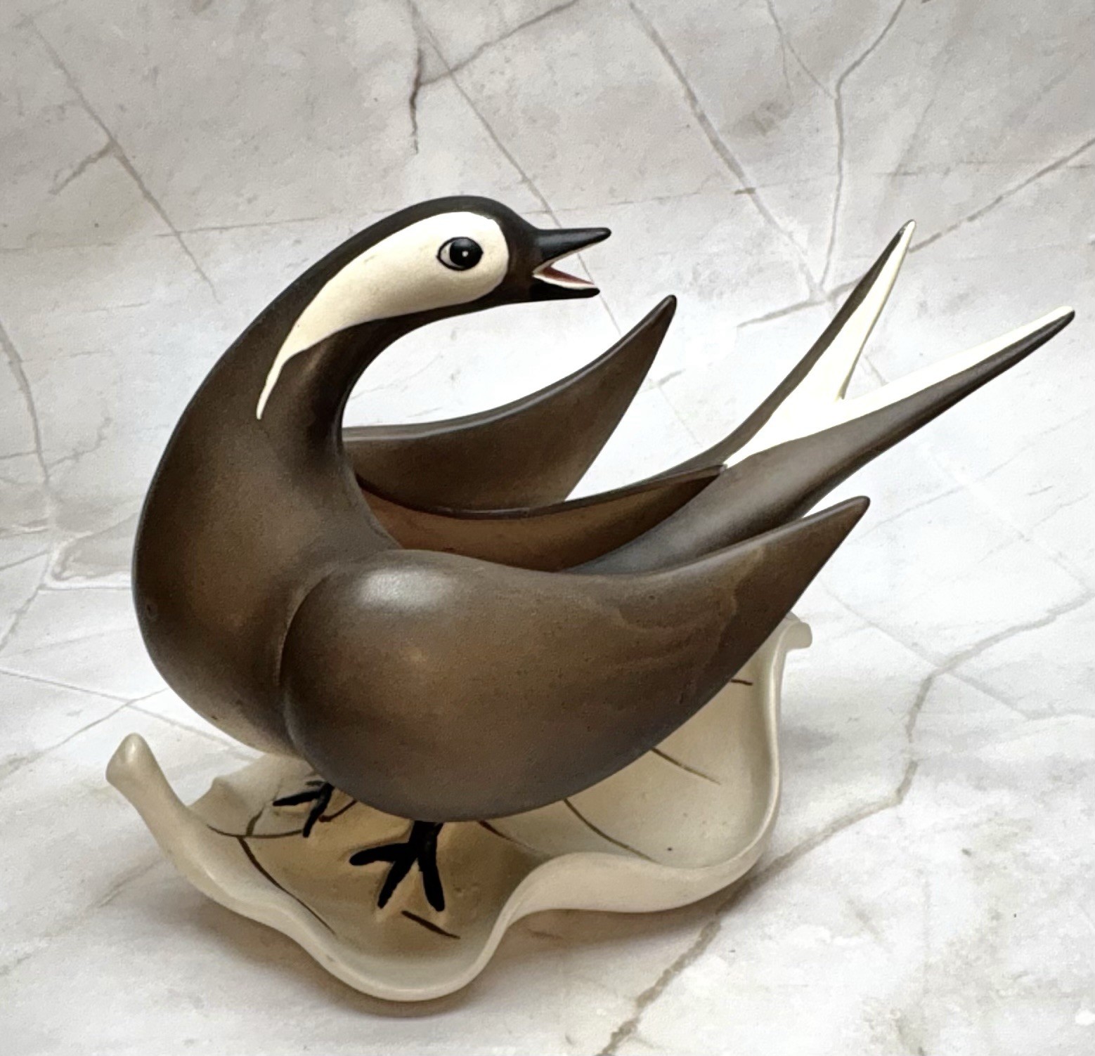 MCM Inarco Bird Planter W632 Made in Japan Satin Finish