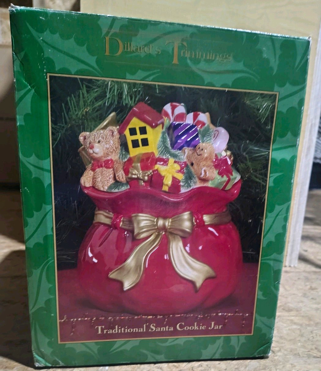 Dillard\'s Trimmings Traditional Santa Christmas Cookie Jar w/ Lid Collectible