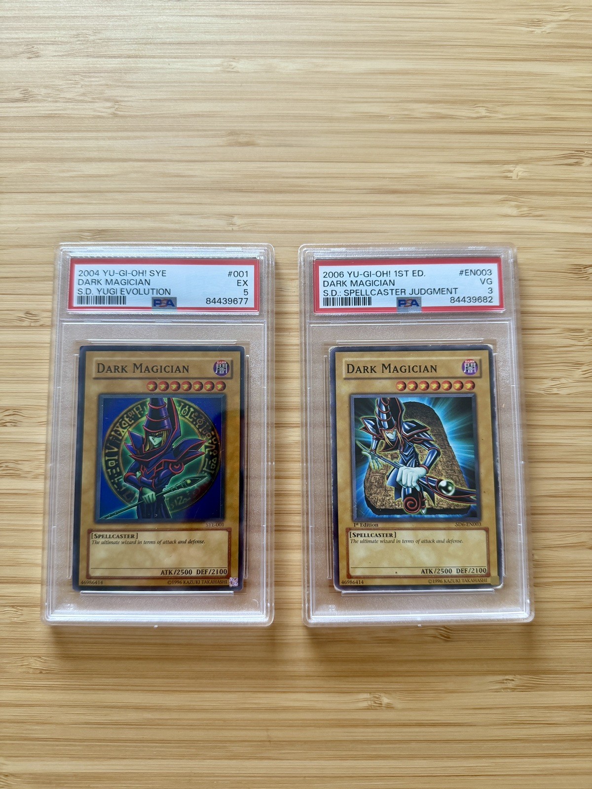 Yu-Gi-Oh Dark Magician 1st Edition 2004 + 2006 Dark Magician 1st Edition PSA Yu-Gi-Oh Dark Magician 1st Edition 2004 + 2006 Dark Magician 1st Edition PSA
