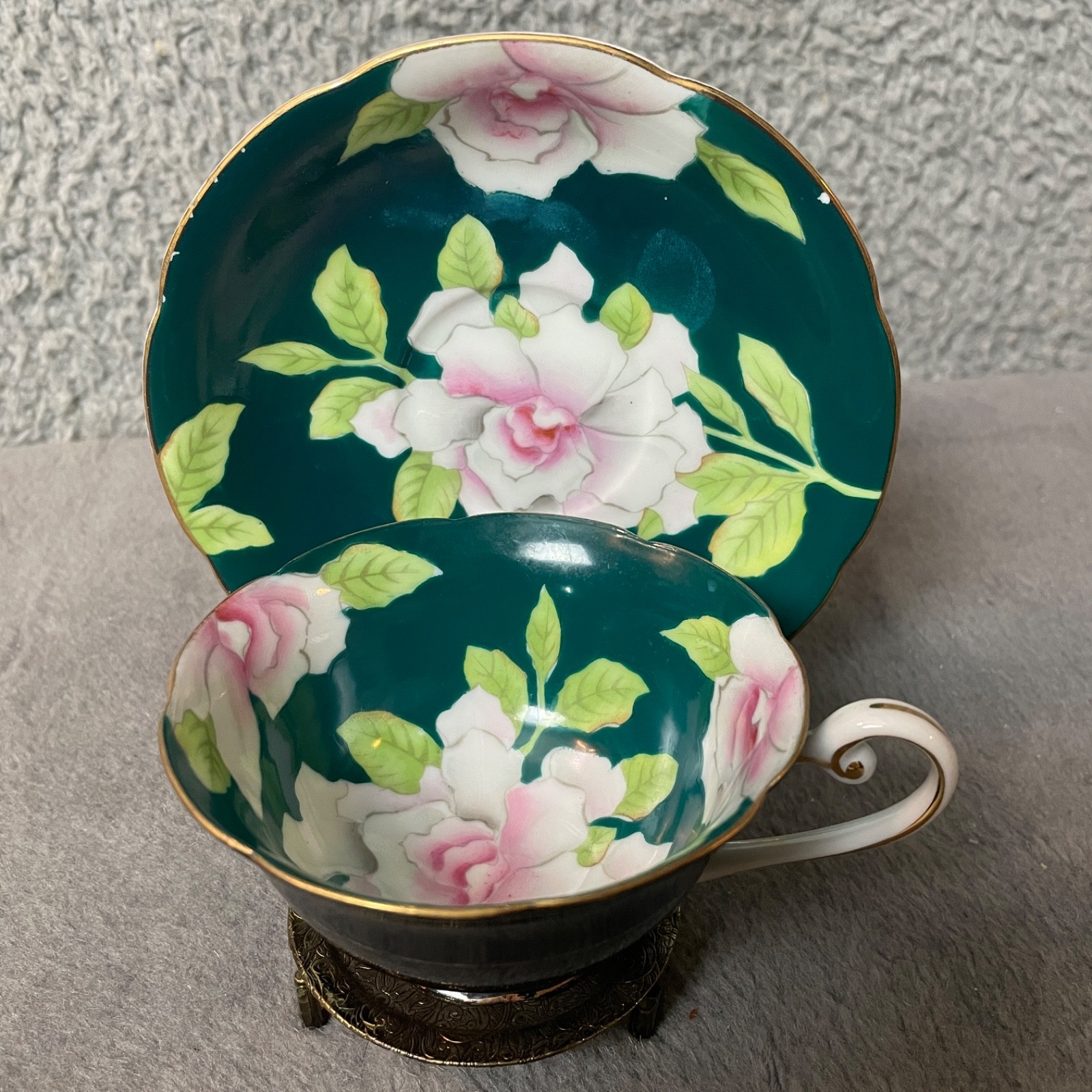 VTG Wako China Occupied Japan TeaCup & Saucer Blk Ext Dk Green Int Floral Pink