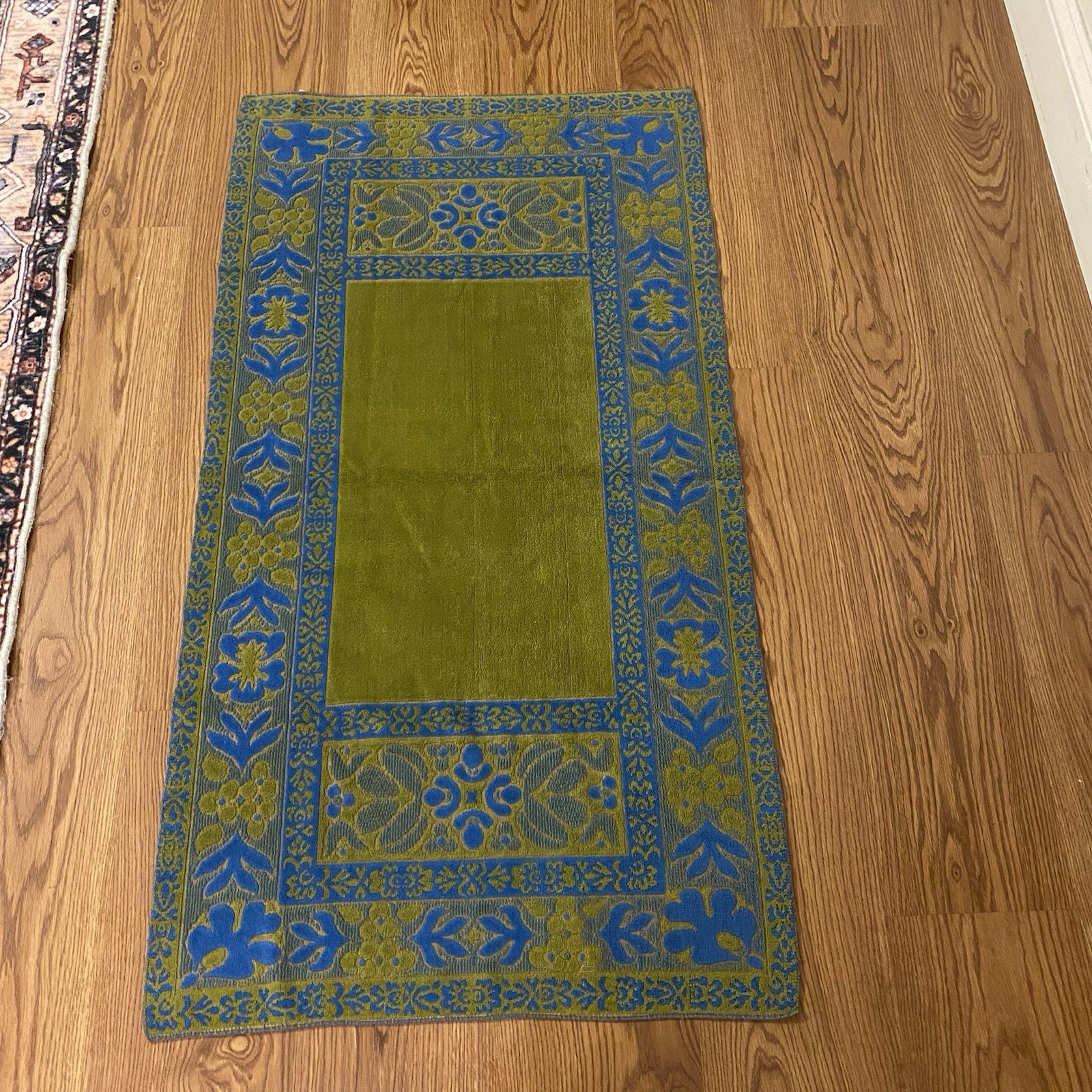 Vtg Steven’s Utica Art Collection Avocado Green Blue Towel