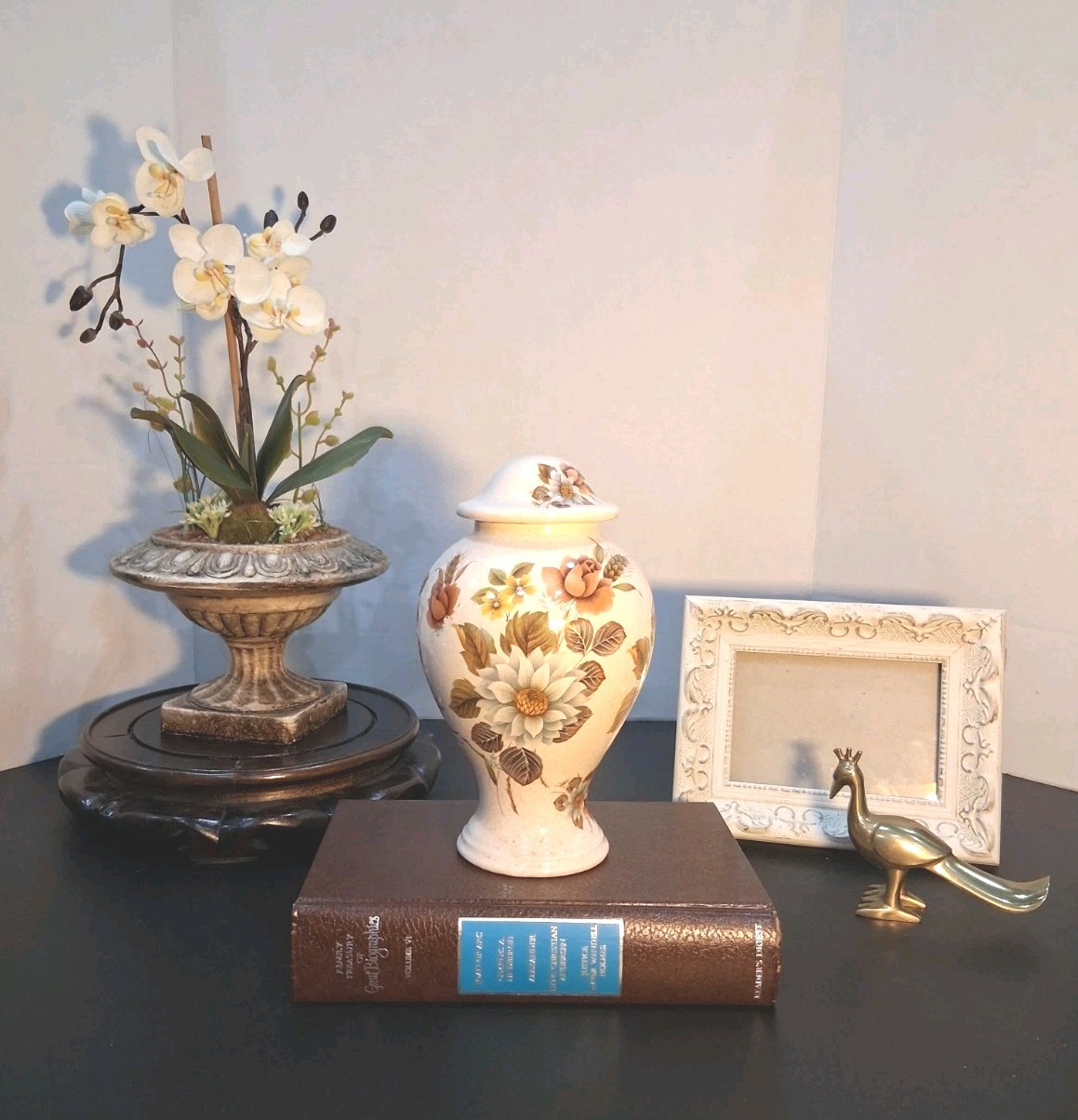 VTG Arnels Ceramic Ginger Jar w/lid Vase HandPainted Floral Design Artist Signed