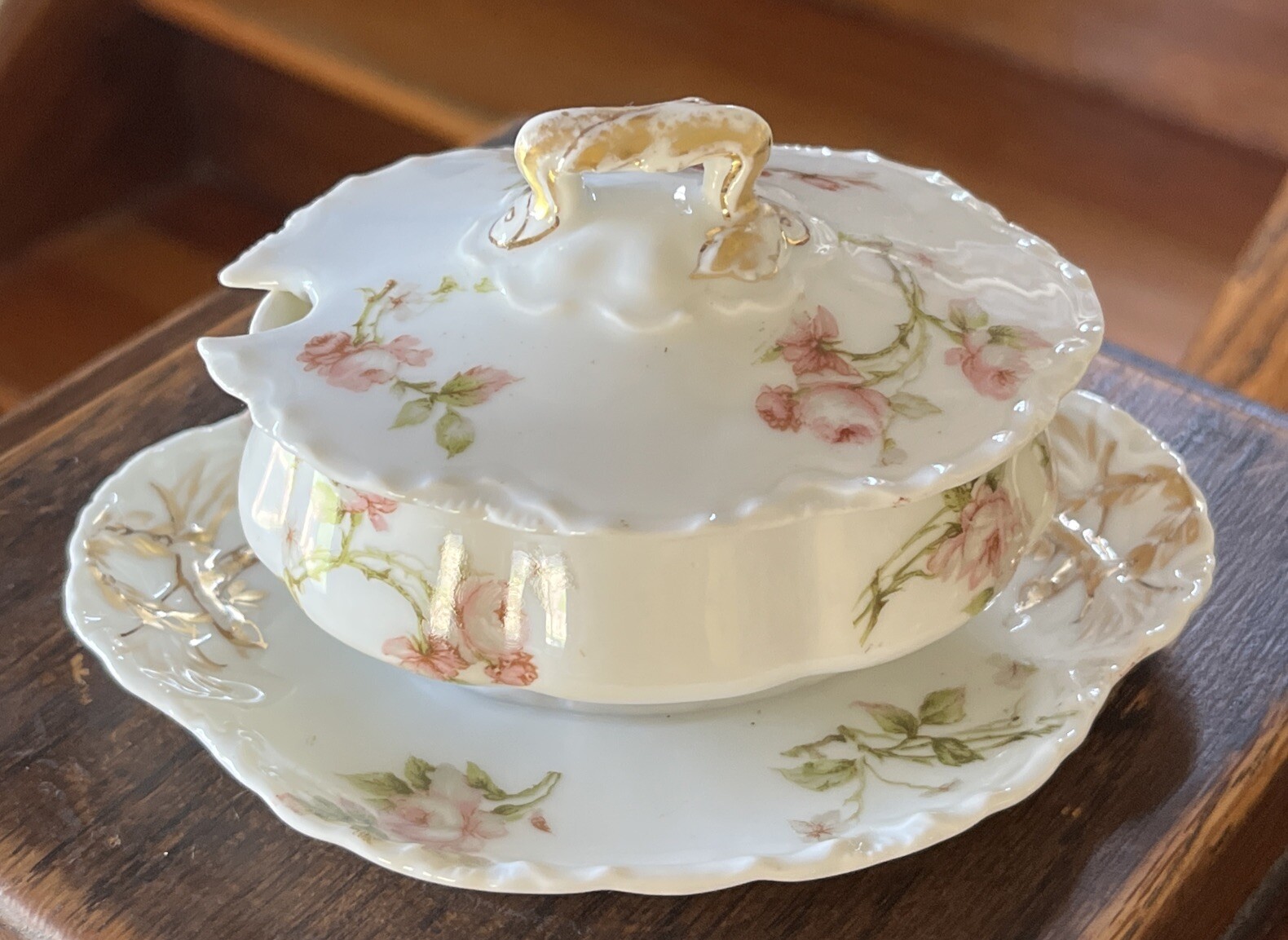 Haviland Frontenac Covered Mustard Miniature Mini Sauce Dish Underplate Roses Haviland Frontenac Covered Mustard Miniature Mini Sauce Dish Underplate Roses