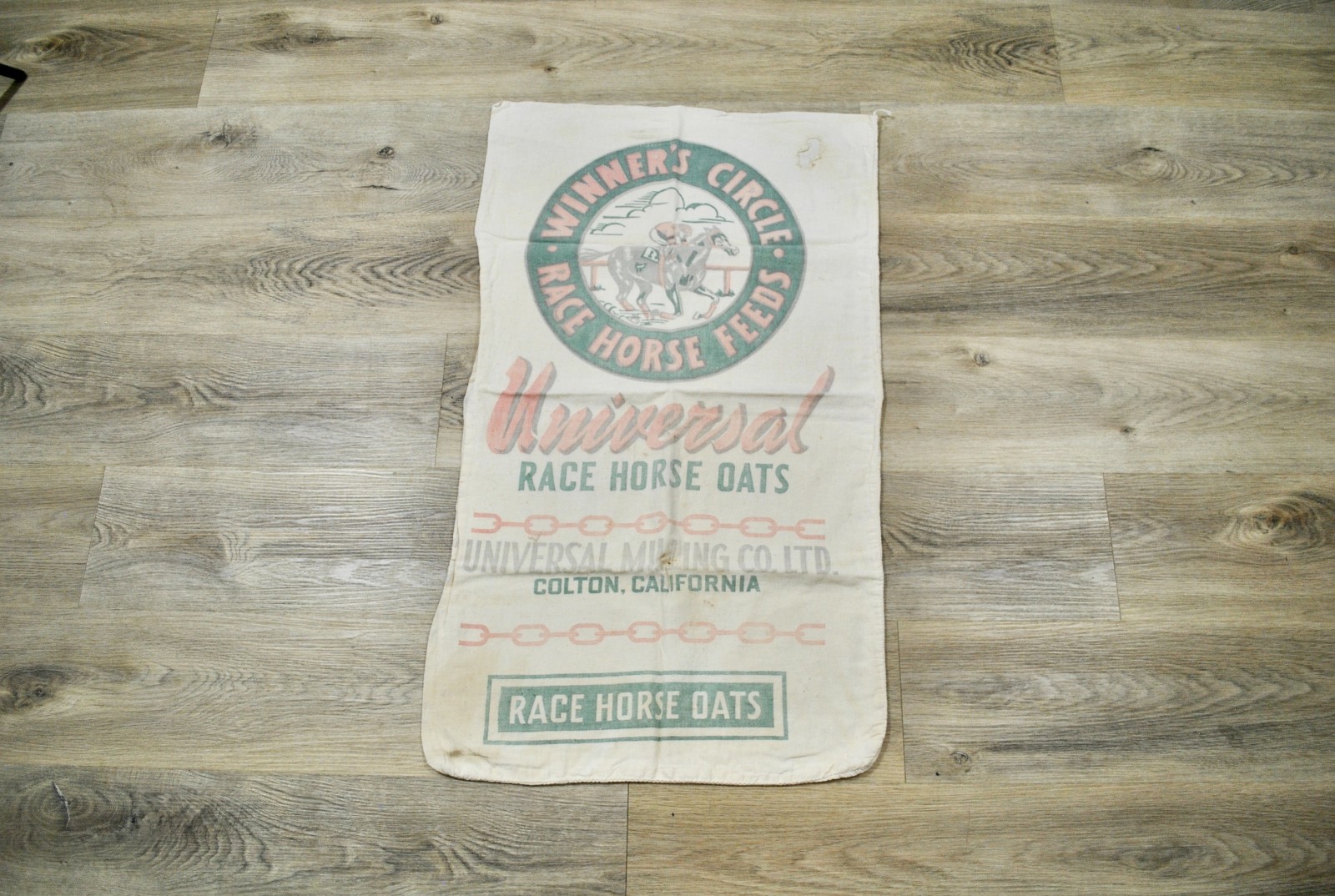 Vintage Winner's Circle Race Horse Feed Universal California Oats Sack Bag Decor