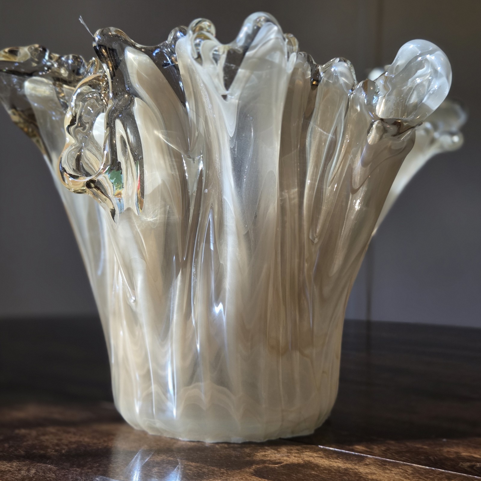 Large Tammaro Home Italy Art Glass Centerpiece Bowl - 12\