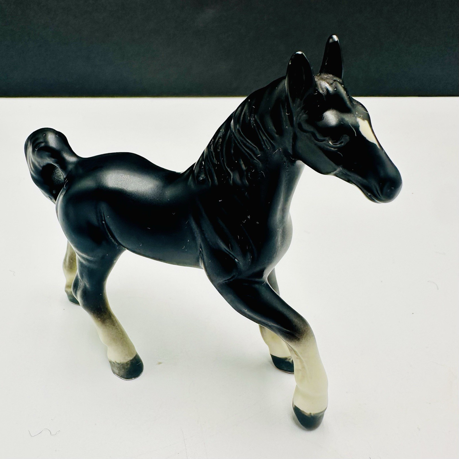 Vintage Japan Black White Horse Pony Figurine 4 Inch Tall Ceramic Porcelain A295