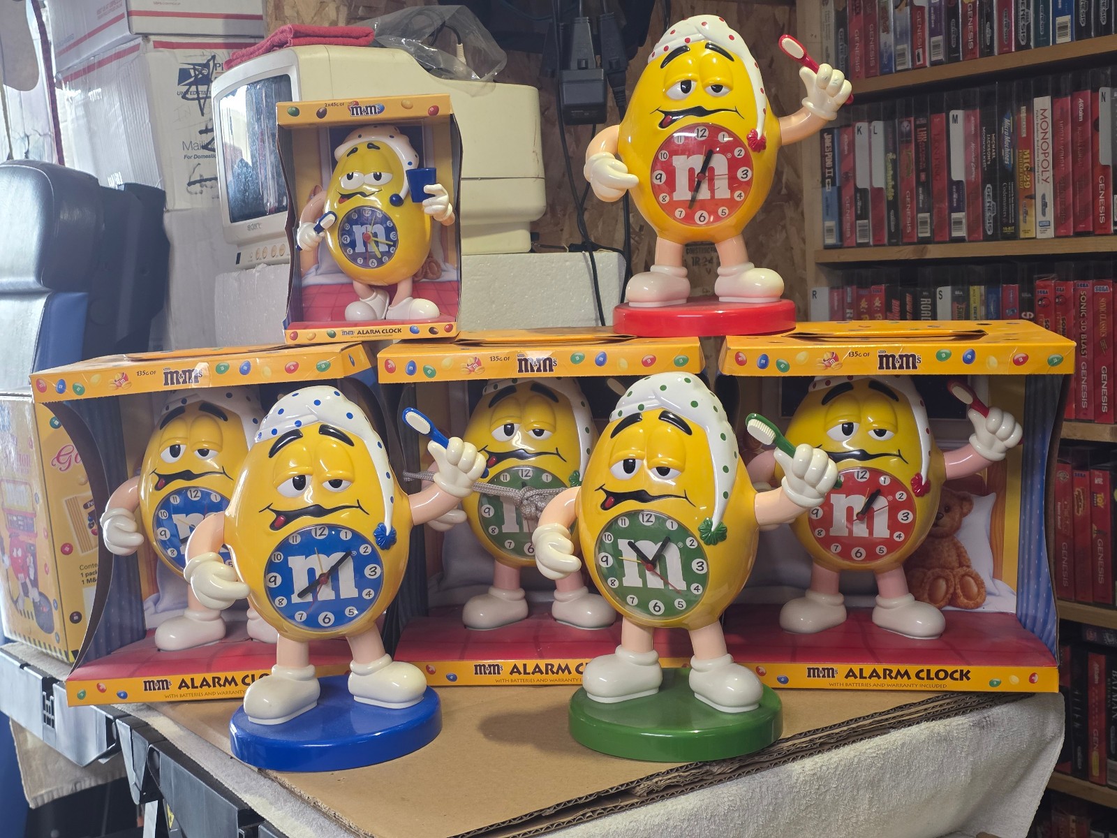 M&M\'s Yellow Peanut Alarm Clock w/Toothbrush Blue Green Red in Box Set/Loose Set