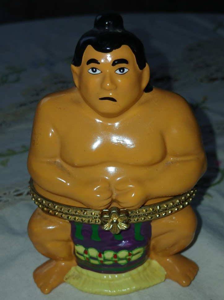 Vintage 90's Accoutrements SUMO Wrestler TRINKET BOX