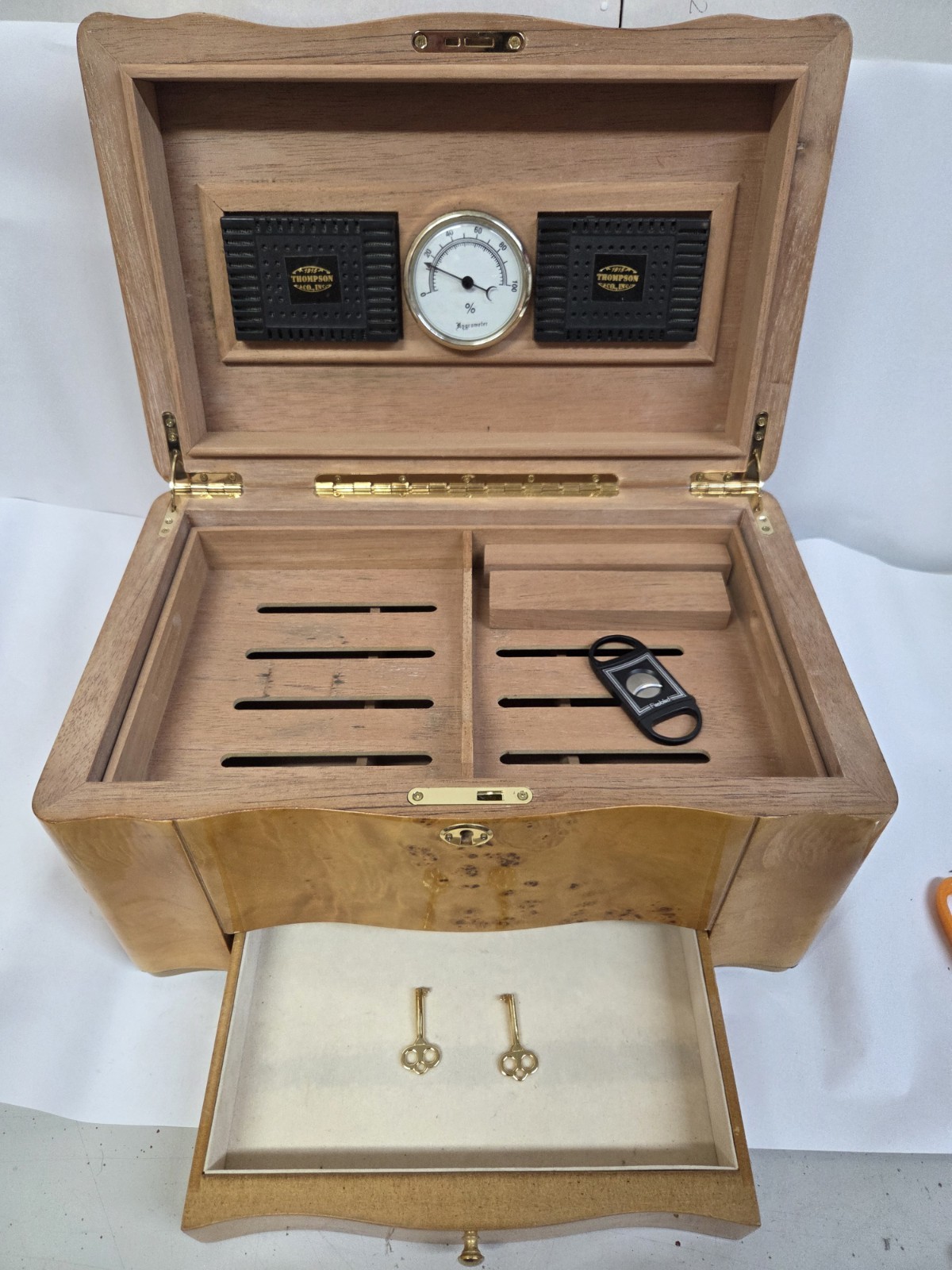 Cuban Crafters Humidor Havana Cubano Custom for 150 Cigars- Excellent