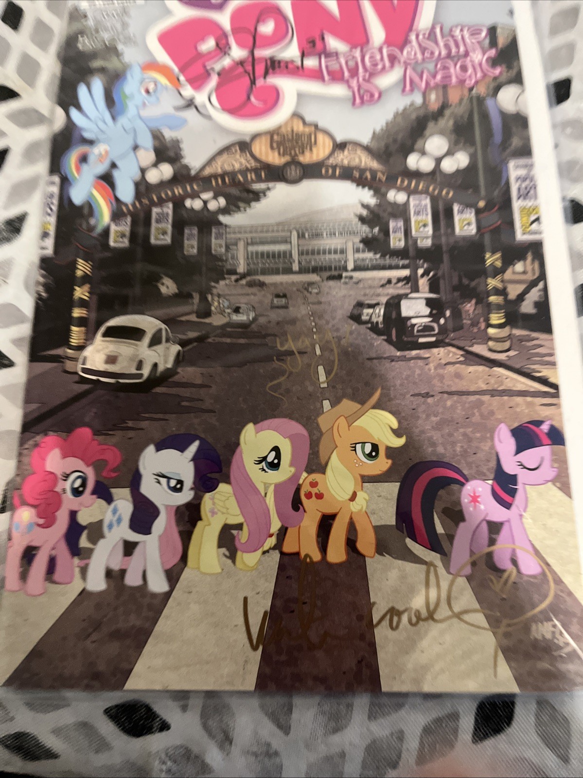 Iwd Comics My Little Pony Friendship Is Magic #9. Signed Copy