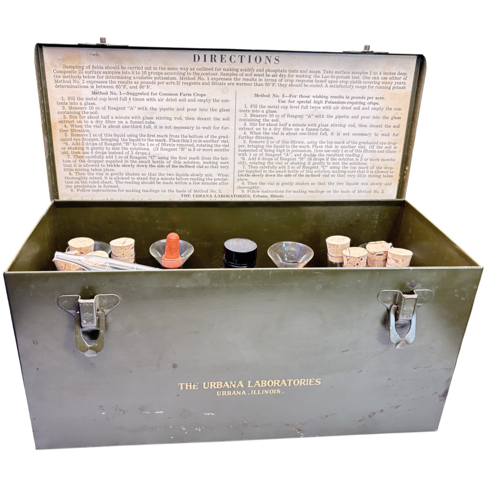 RARE Vintage Urbana Laboratories Soil Test Kit Metal Army Green Complete 1970s