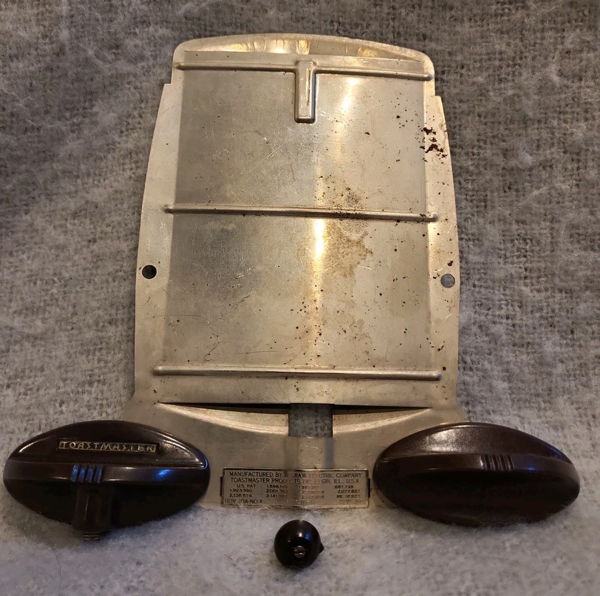 Vintage Toastmaster 1B9 Chrome Auto Pop-up 2 Slice Toaster Oven Parts, Knobs 