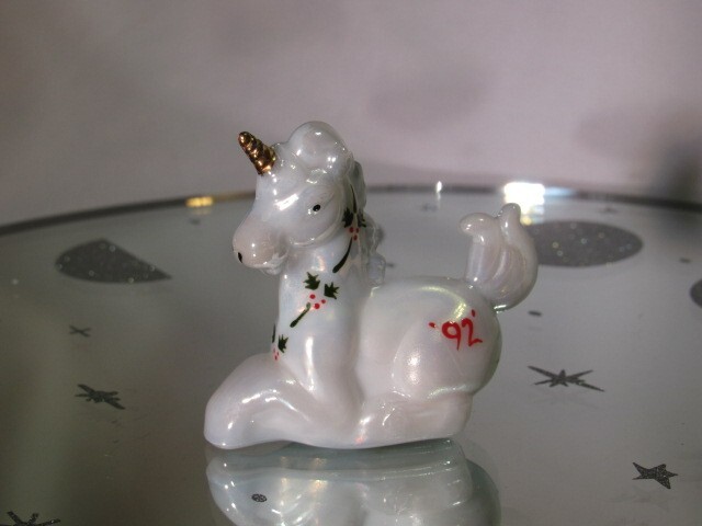 BOYD GLASS MINIATURE WHITE UNICORN WITH CHRISTMAS DECORATION FIGURINE
