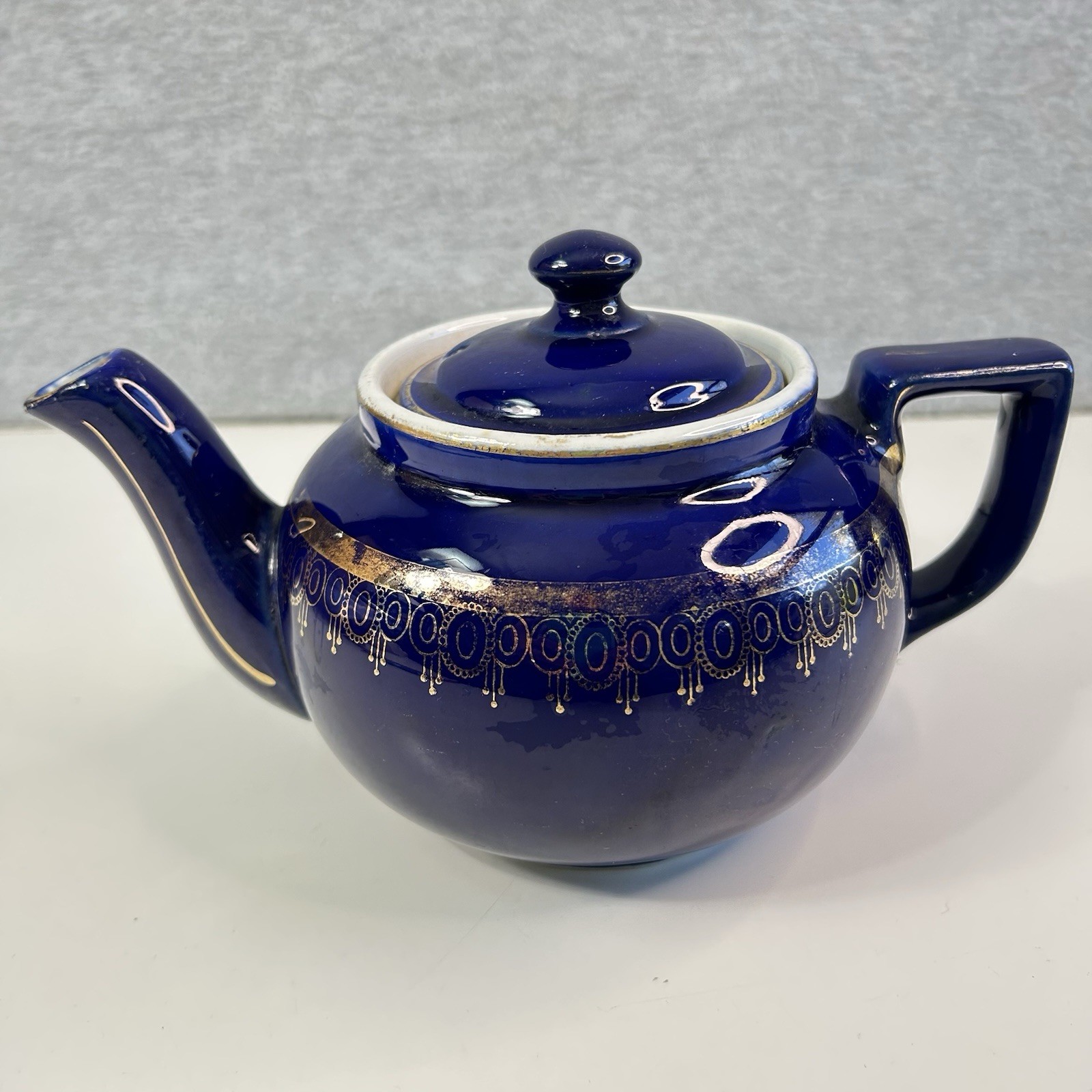 Hall\'s China Ceramic Cobalt Blue Teapot Gold Leaf + Lid MT36 Vintage 1930s