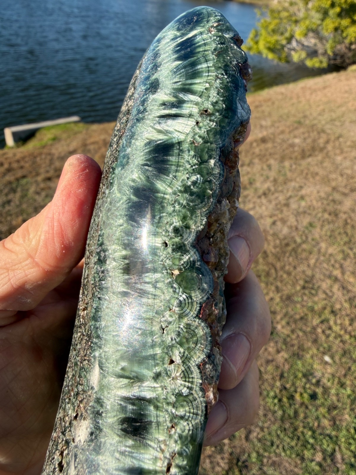 Amazing AAA Polished Seraphinite with calcite 809g 6 1/2 Amazing AAA Polished Seraphinite with calcite 809g 6 1/2