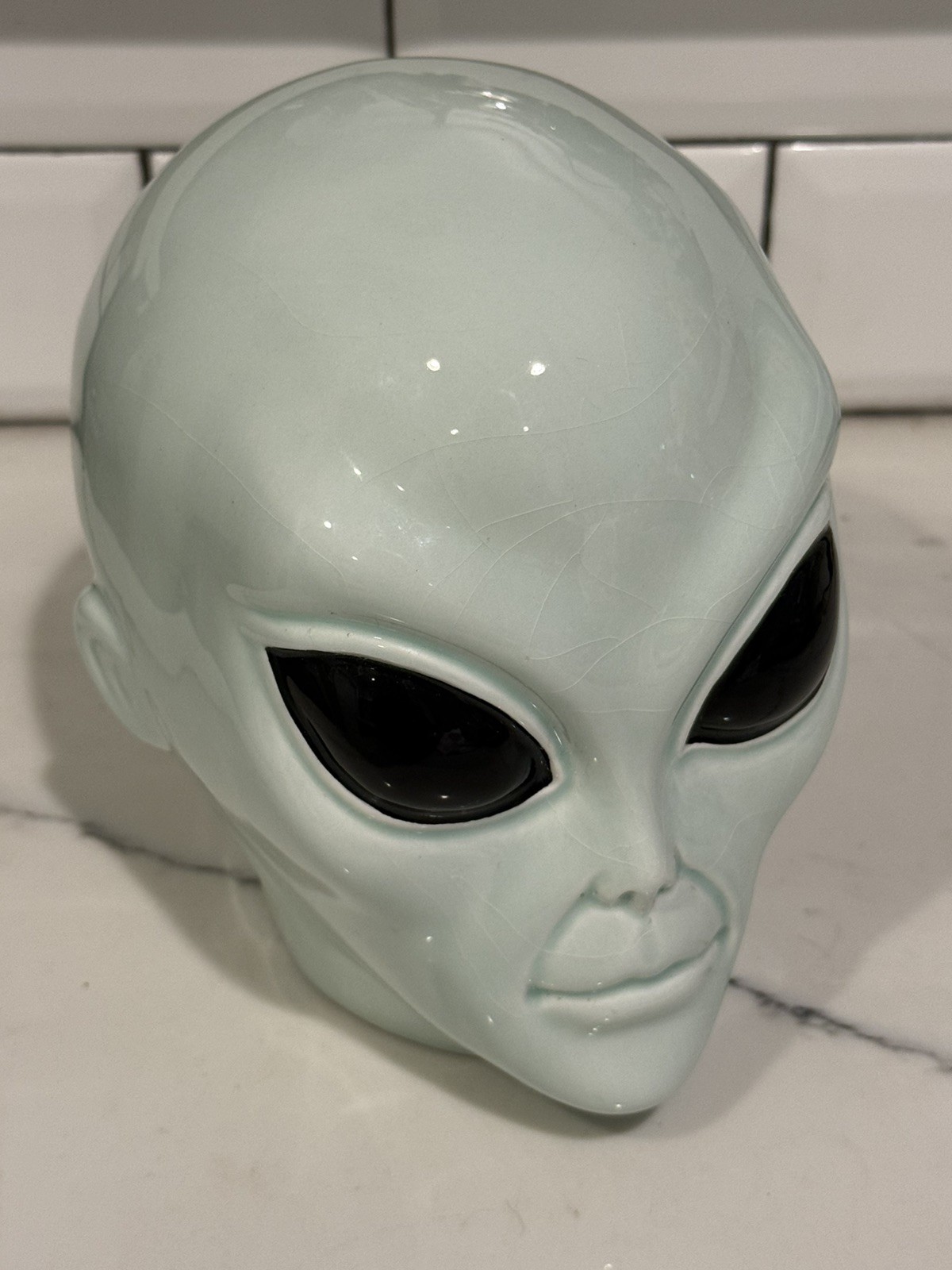 RARE Vintage 1996 Green ALIEN Head Ceramic Coin Bank Sci-Fi MINTY RARE Vintage 1996 Green ALIEN Head Ceramic Coin Bank Sci-Fi MINTY