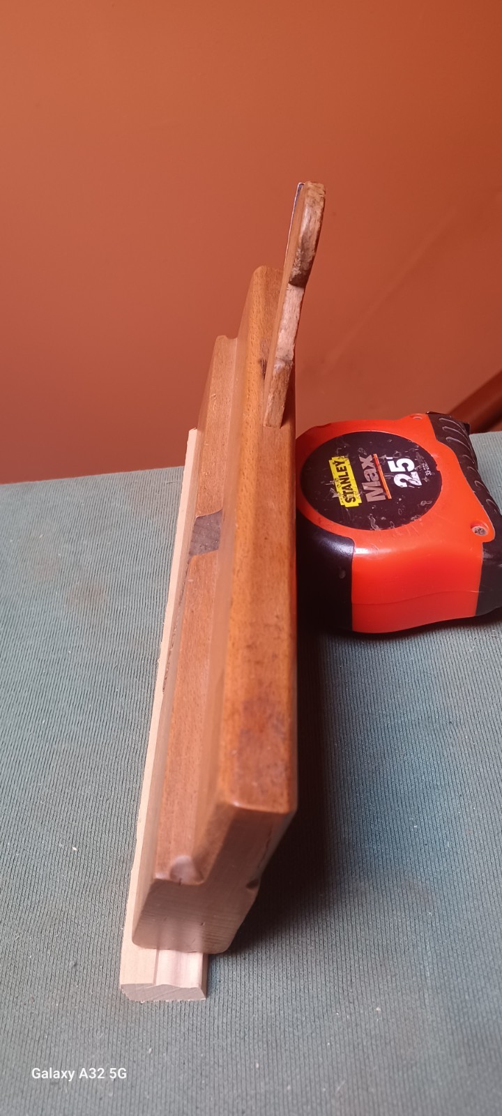 LOVELY, EARLY, DELICATE MOLDING PLANE BY T GOLDSMITH- INTERMITTENT LIGNUM BOXING LOVELY, EARLY, DELICATE MOLDING PLANE BY T GOLDSMITH- INTERMITTENT LIGNUM BOXING
