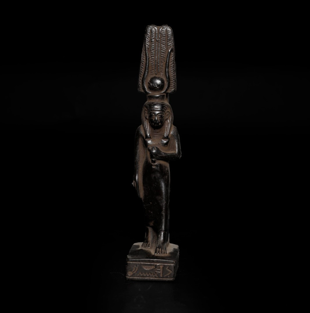 Egyptian Artifacts A Rare Egyptian Pharaonic Statue Of Egyptian Goddess Hathor