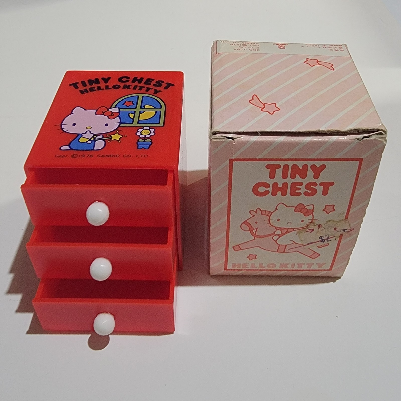 Vintage 1978 Sanrio Hello Kitty Tiny Chest with Drawers Red W Box RARE