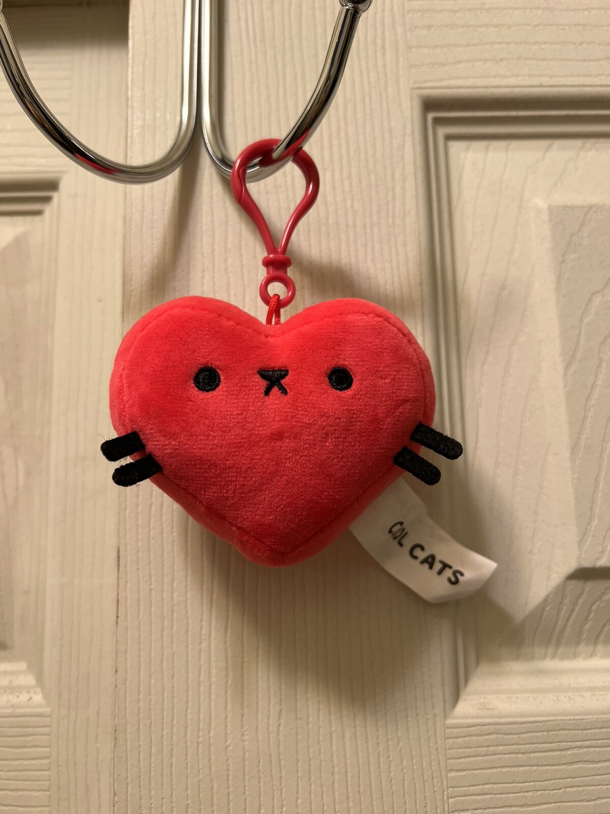 Toikido X Cool Cats Love Heart Plush Keychain NYC Limited Edition +Cool Cats Pin