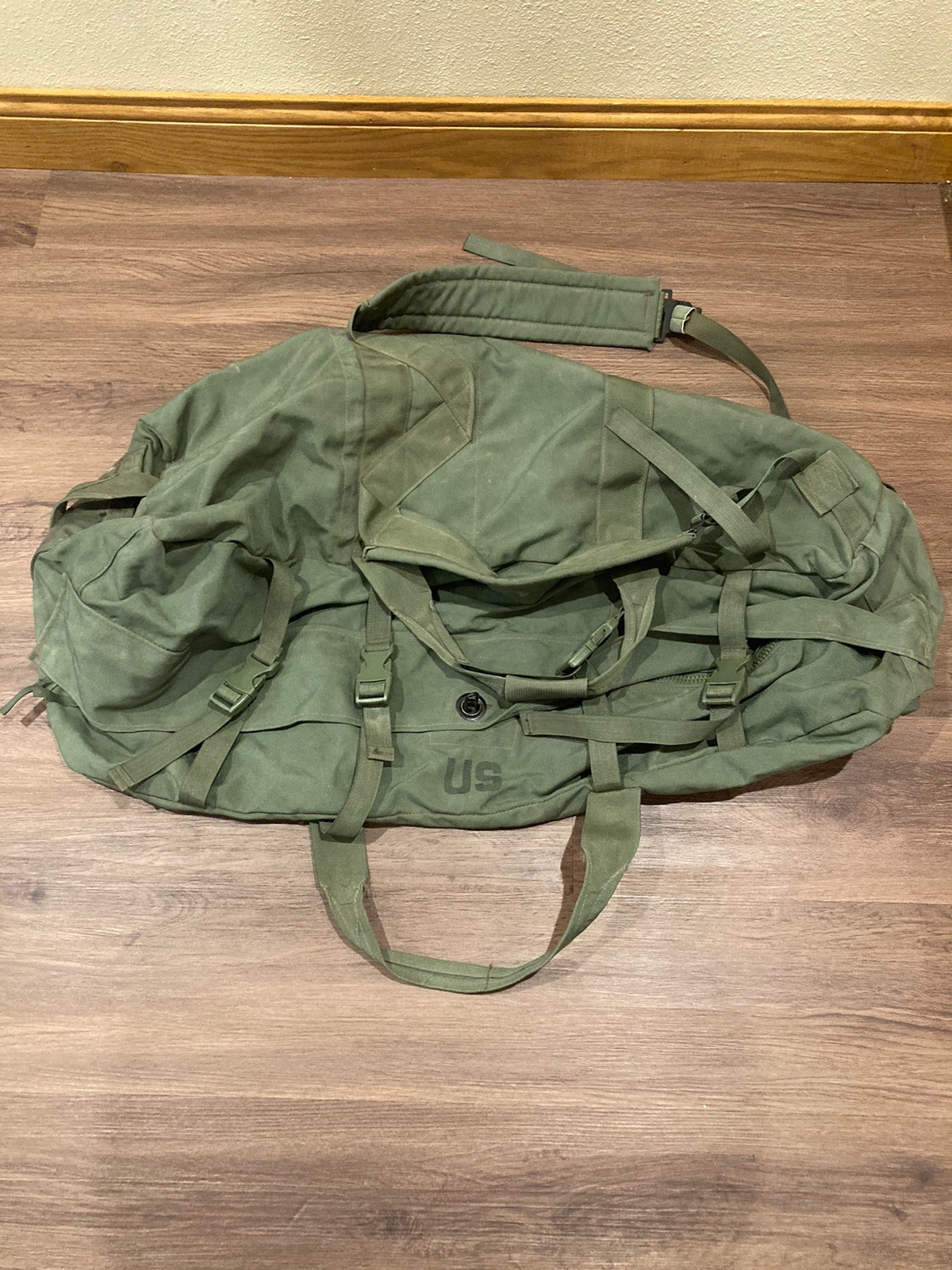 US Military Issue Improved Duffel Bag Olive Drab Nylon Backpack Straps