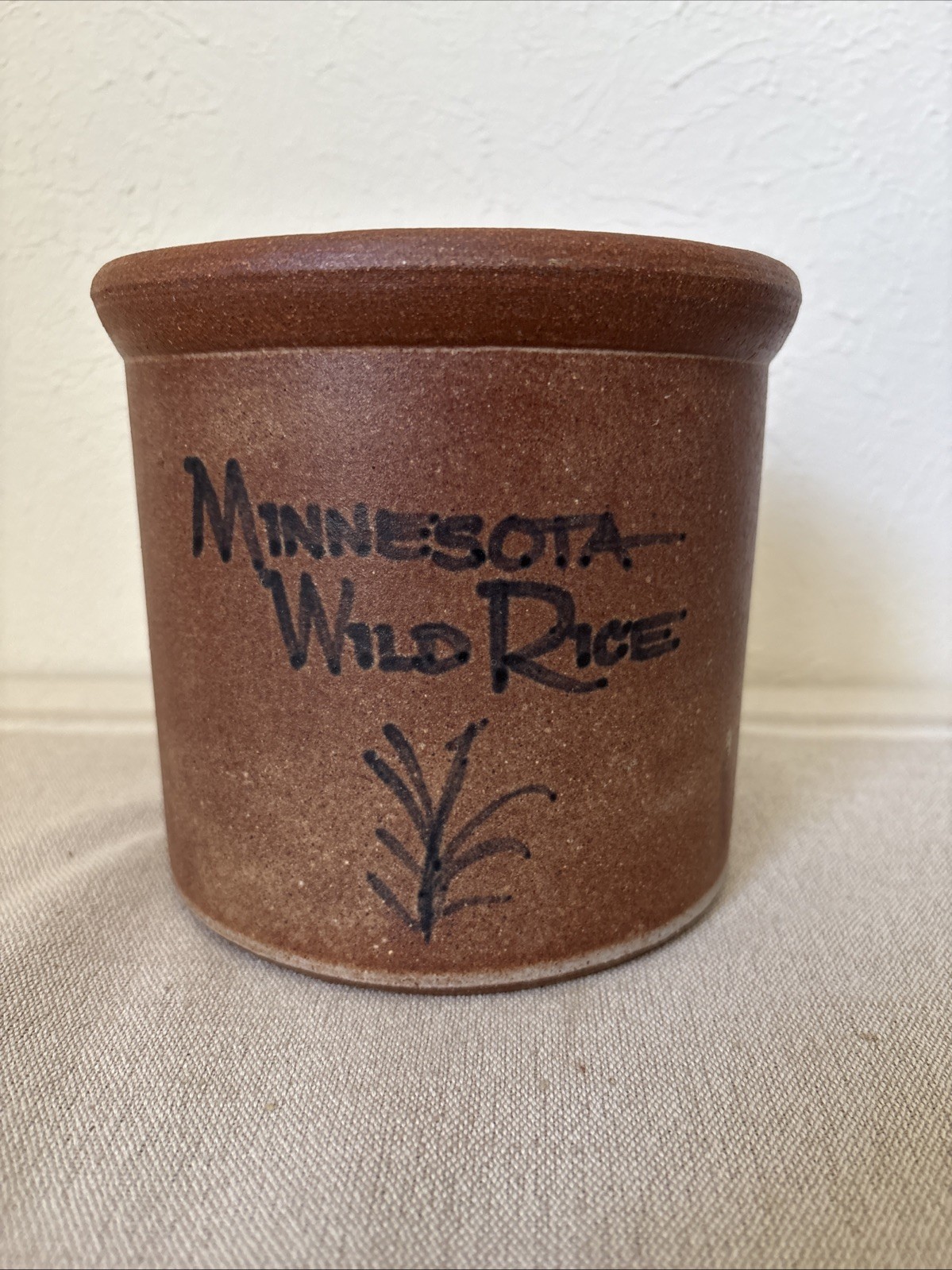 VINTAGE STONEWARE CROCK VINTAGE STONEWARE CROCK