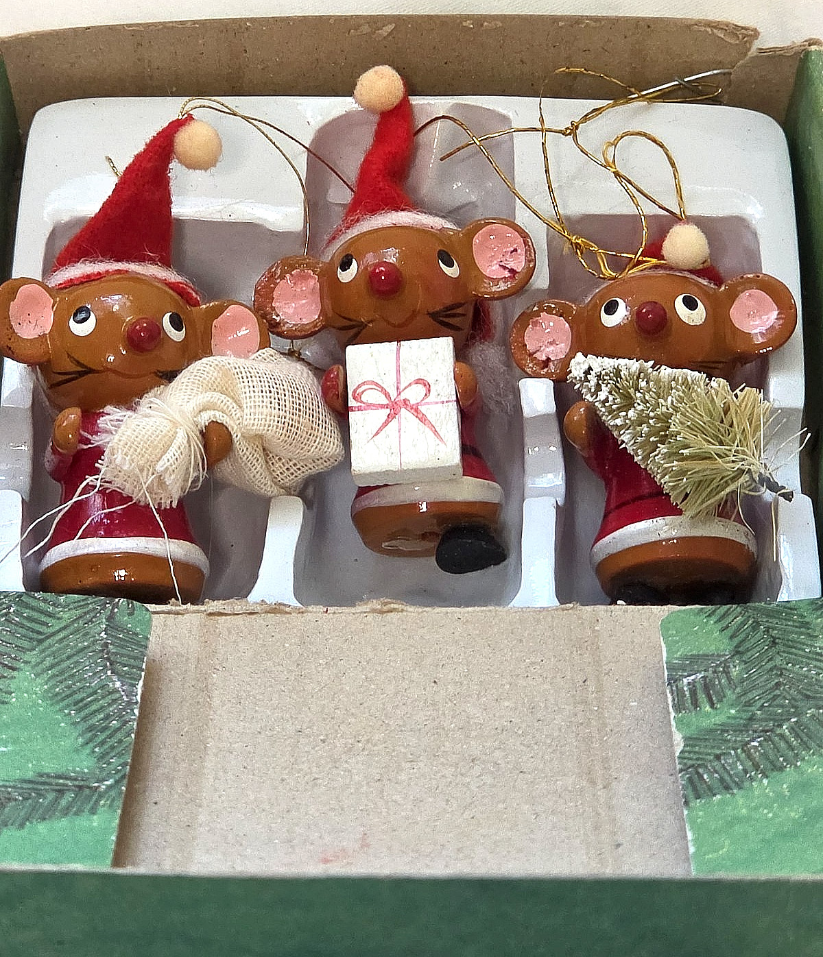 VNTG Handcrafted Merry Mouse Trio Wooden Christmas Ornaments 1980s Boxed Taiwan VNTG Handcrafted Merry Mouse Trio Wooden Christmas Ornaments 1980s Boxed Taiwan