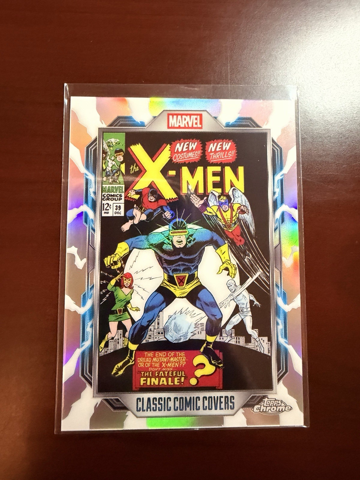 2026 Topps Chrome Marvel Classic Comic Covers Insert SSP CC-04 X-Men #39 (1967) 2026 Topps Chrome Marvel Classic Comic Covers Insert SSP CC-04 X-Men #39 (1967)