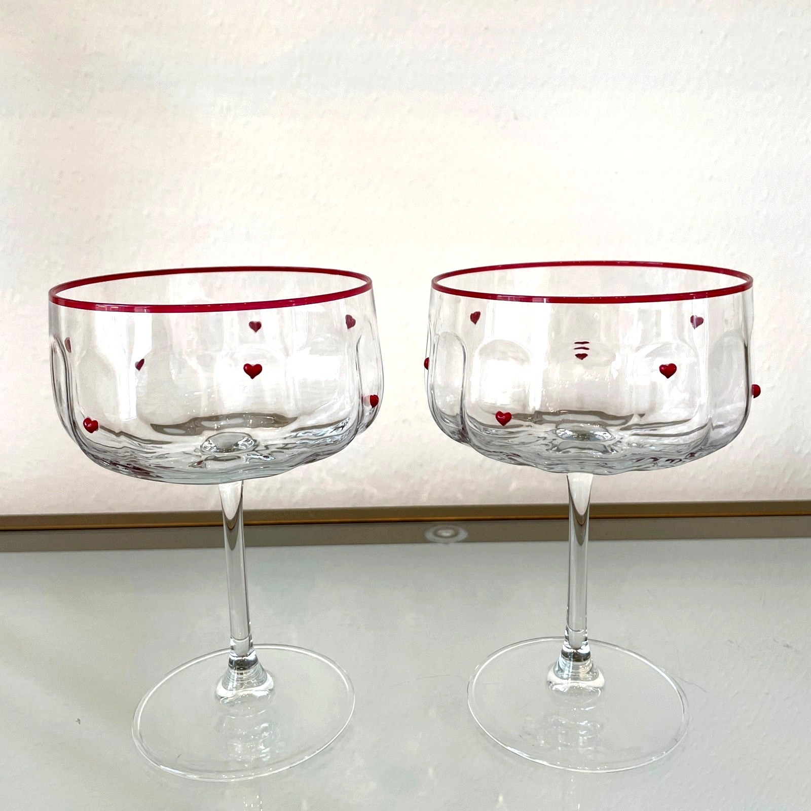 Set of 2 RED HEART Embellished Coupe Glasses Chic Valentine Barware XO New