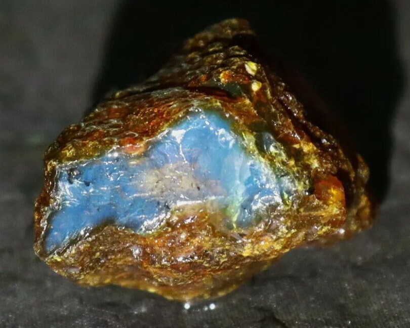 Outstanding Natural Dominican Clear Deep BLUE Amber Rough Specimen 36mm 10g