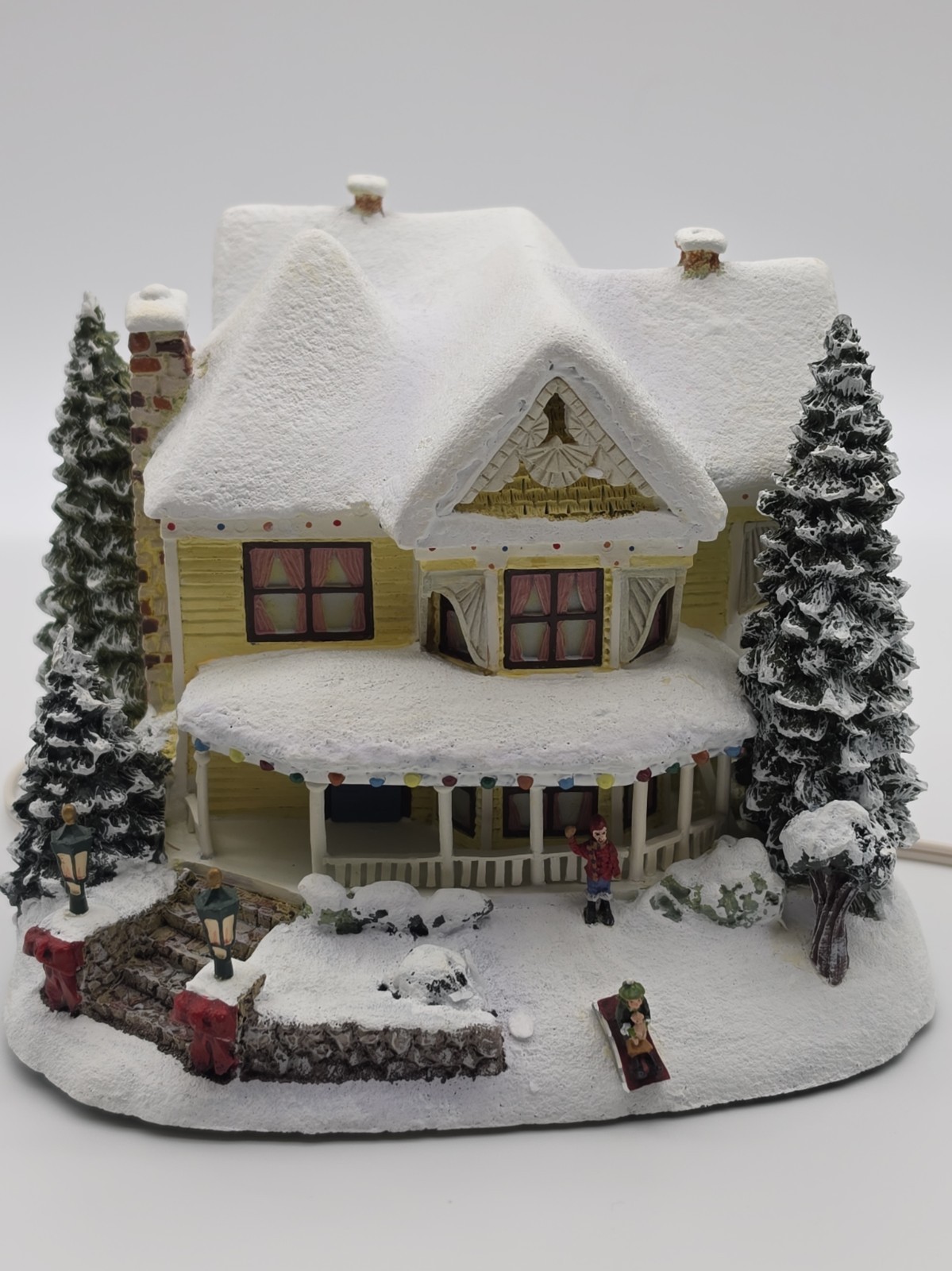 Hawthorne Village Thomas Kincaid Victorian Homestead Illuminated. 