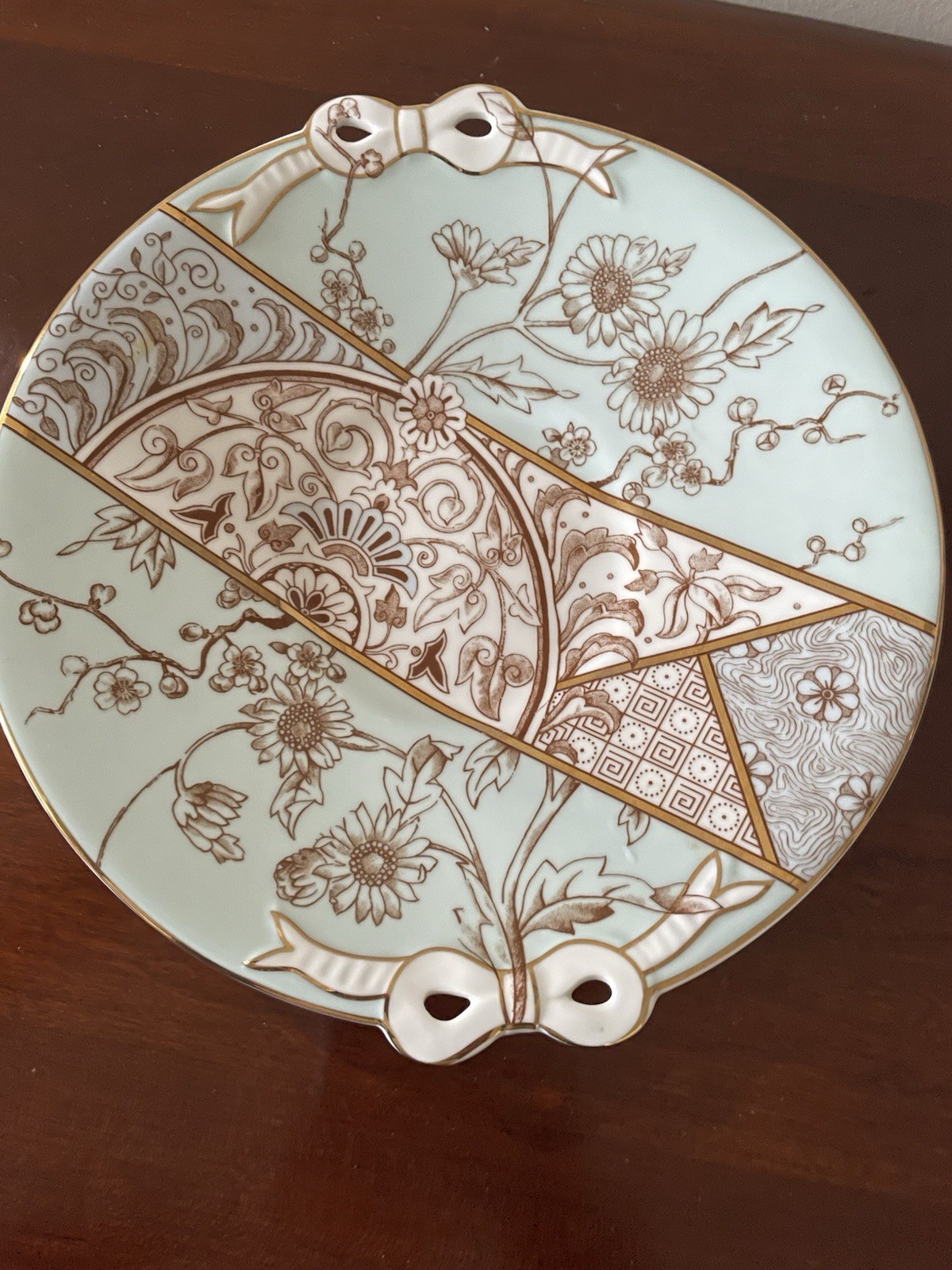 Aesthetic Movement Stafforshire Plate Late 19th Century With Real Gold