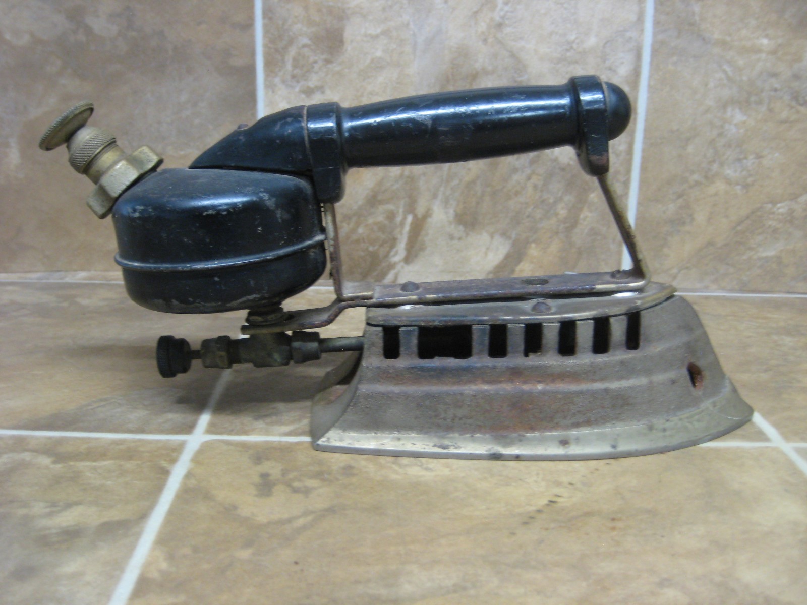 Vintage Iron - Pump in Tank  Clothes Fabric Gas Kerosene Liquid Fuel  Antique