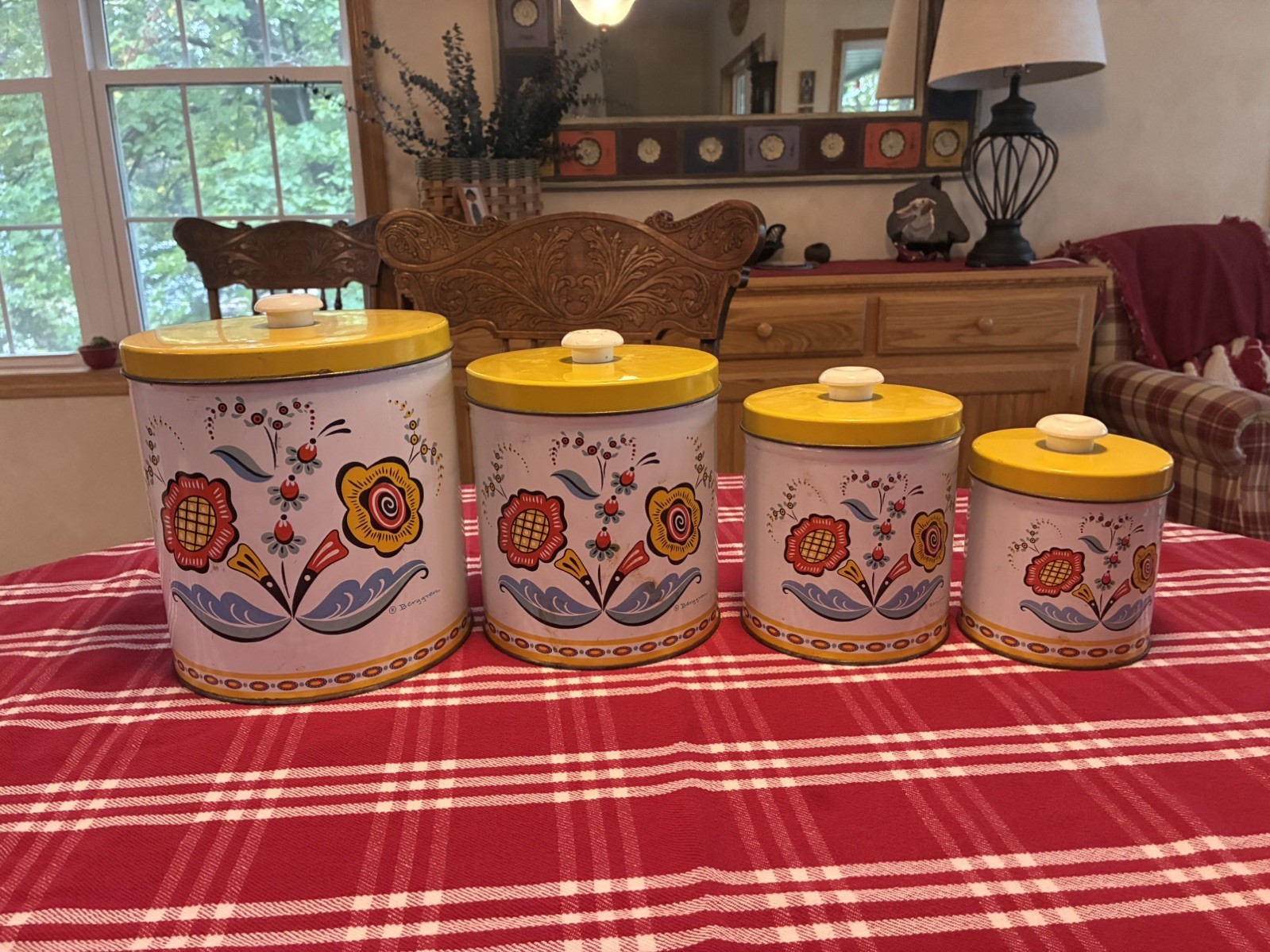 Rare Vintage J L Clark Berggren Swedish Floral 4 Tin Canister Set Nesting 