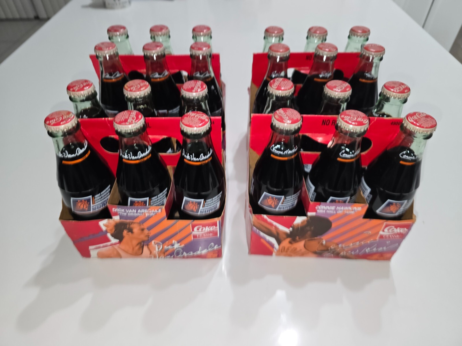 Coca Cola Collectable 4x6pks Phoenix Suns 1993 Edition. Original case.
