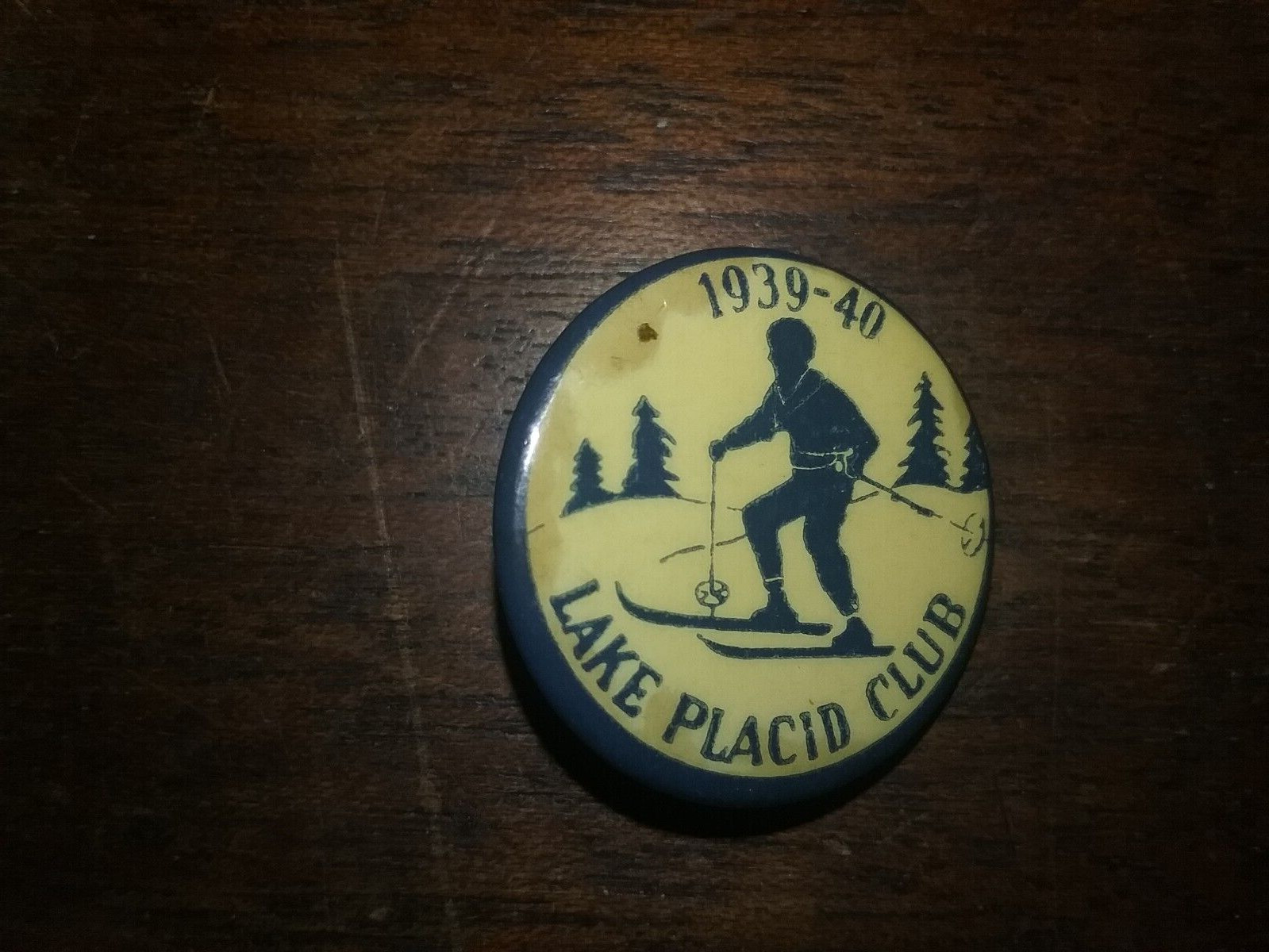 Beautiful Vintage Lake Placid Club Membership Badge for 1939-40 Season VGC Rare