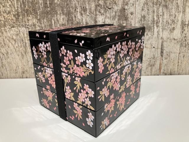 NEW KITAICHI SHIKKITEN Three Tier JUBAKO Box Cherry Blossom Lacquered Bento HTF
