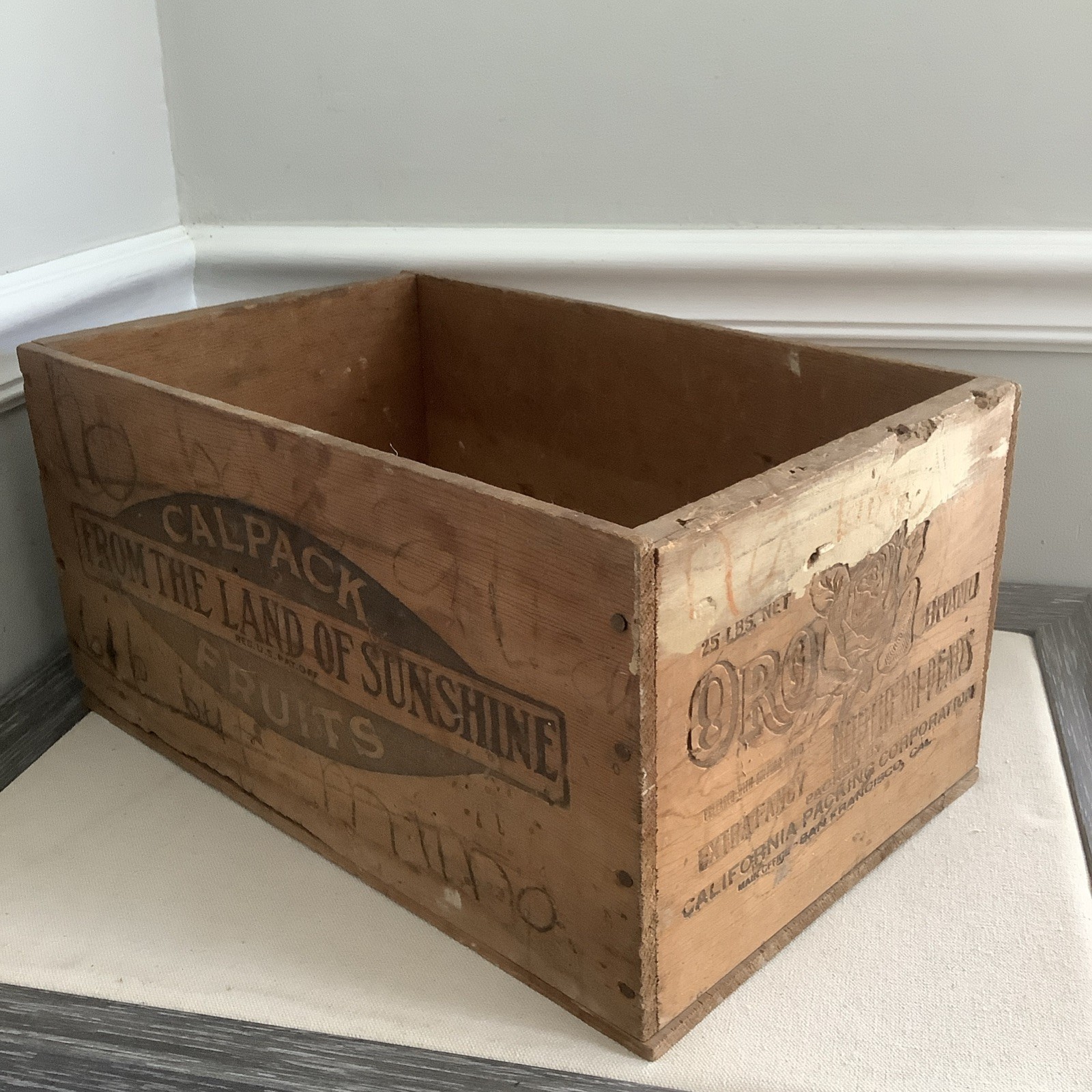 Antique 1920s CAL PACK ORO Brand Northern Pears Wood Fruit Crate