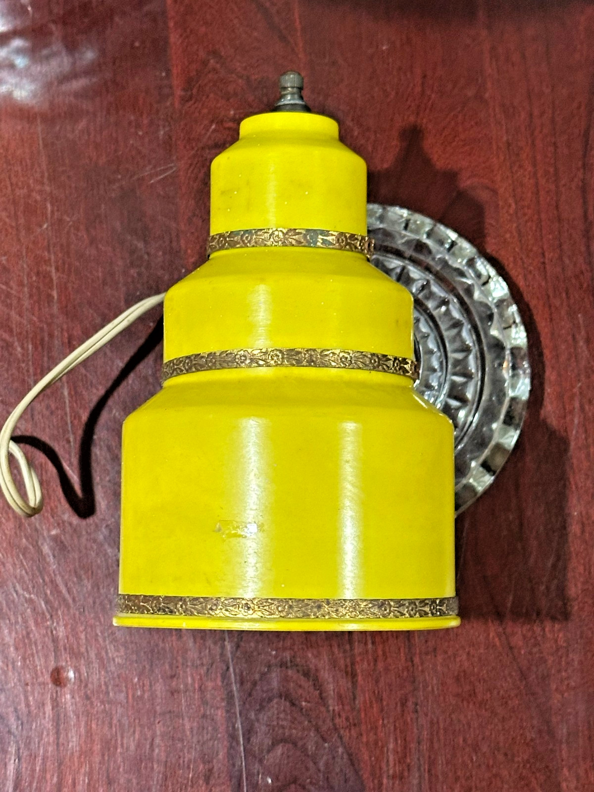 Vtg Yellow 3-Tier Beehive Enamel Metal Wall Sconce w Crystal Wall Mount, Brass Vtg Yellow 3-Tier Beehive Enamel Metal Wall Sconce w Crystal Wall Mount, Brass