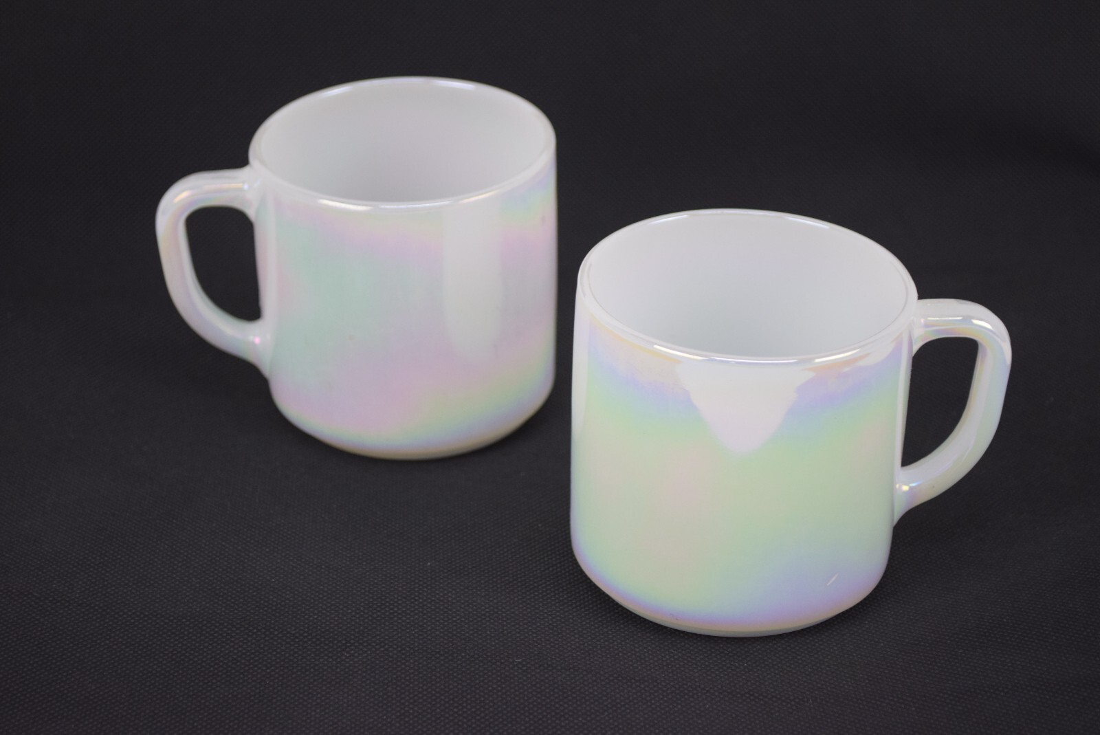 Federal Glass Moonglow Vintage Mug USA Iridescent Coffee Cup Set of 2 Federal Glass Moonglow Vintage Mug USA Iridescent Coffee Cup Set of 2