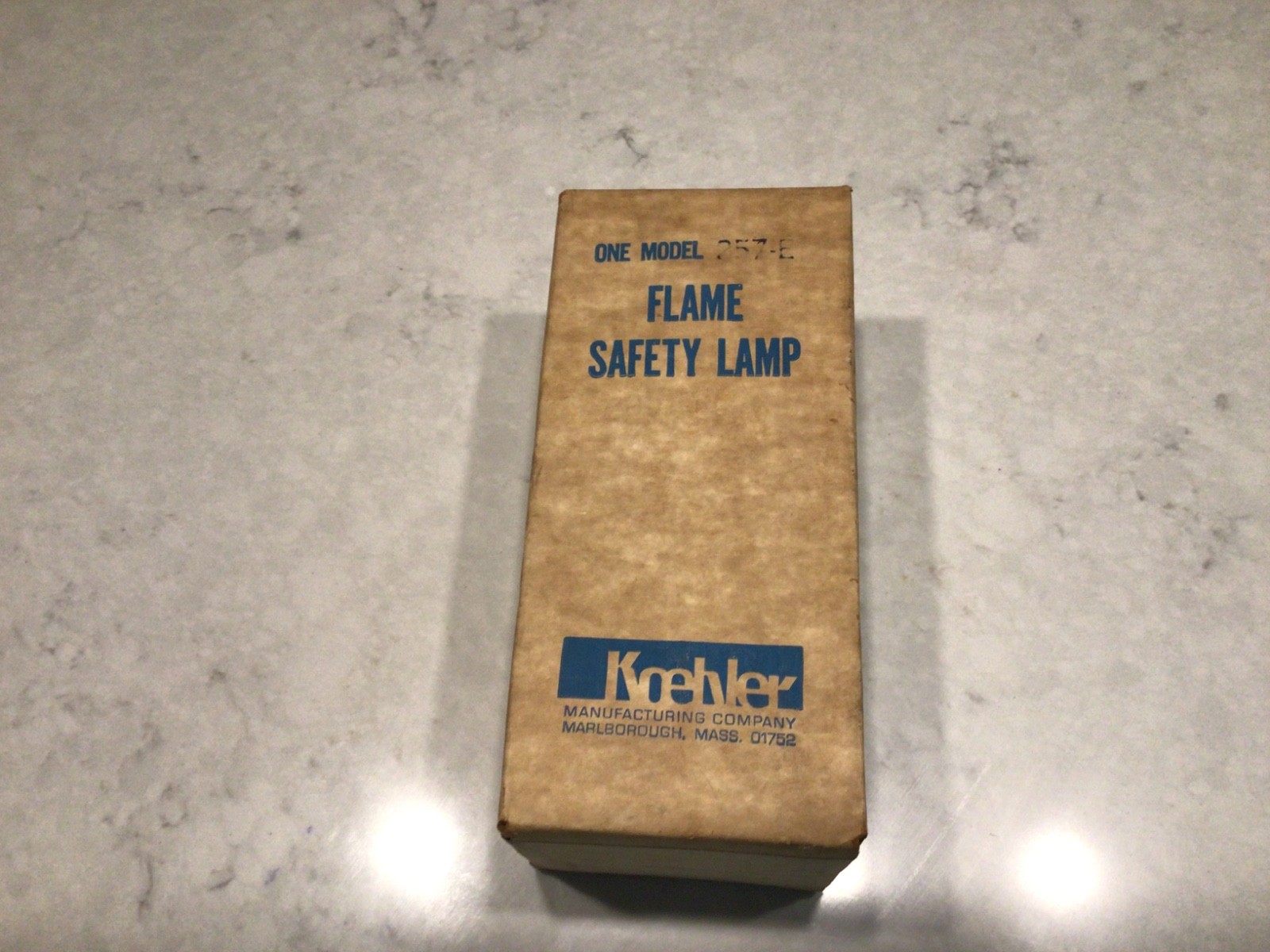 KOEHLER 257-E FLAME SAFETY LAMP LANTERN NEVER OPENED IN ORIGINAL SEALED BOX KOEHLER 257-E FLAME SAFETY LAMP LANTERN NEVER OPENED IN ORIGINAL SEALED BOX