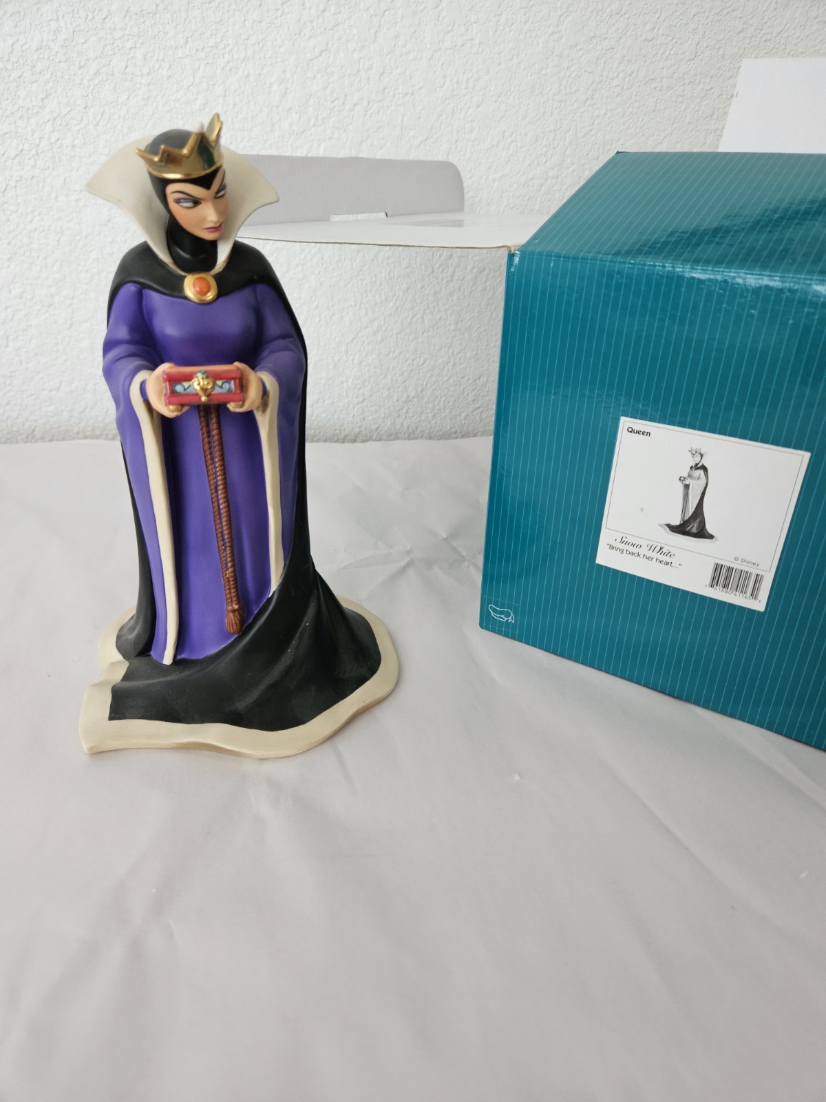 WDCC Disney Snow White Evil Queen Porcelain Figure Bring Back Her Heart DAMAGED