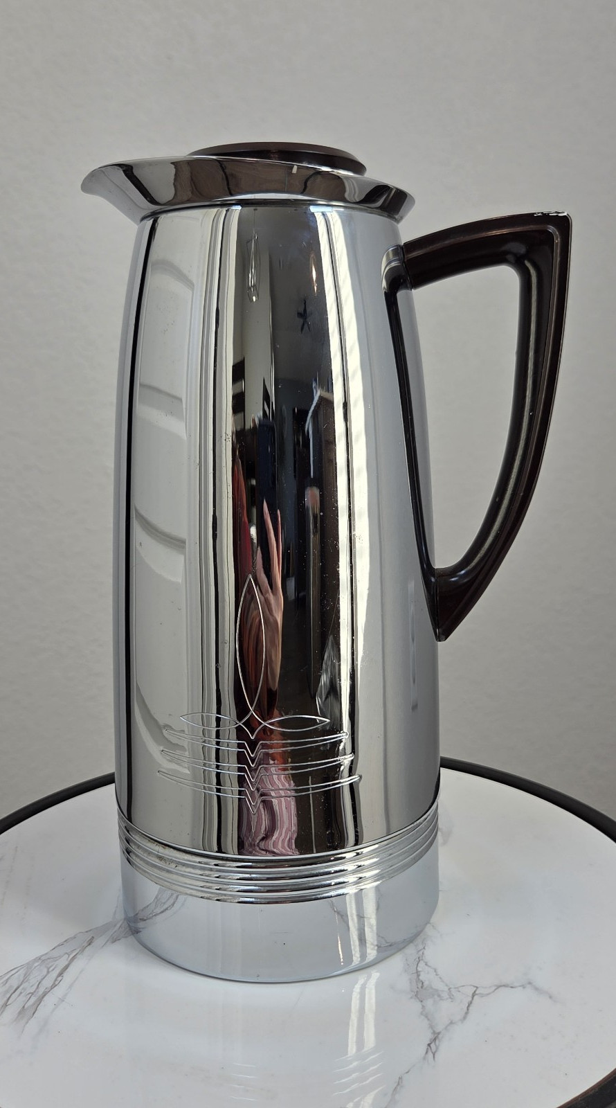 Vintage Universal Landers Frary & Clark Chrome Carafe No. 6820 MCM Etched Leaf